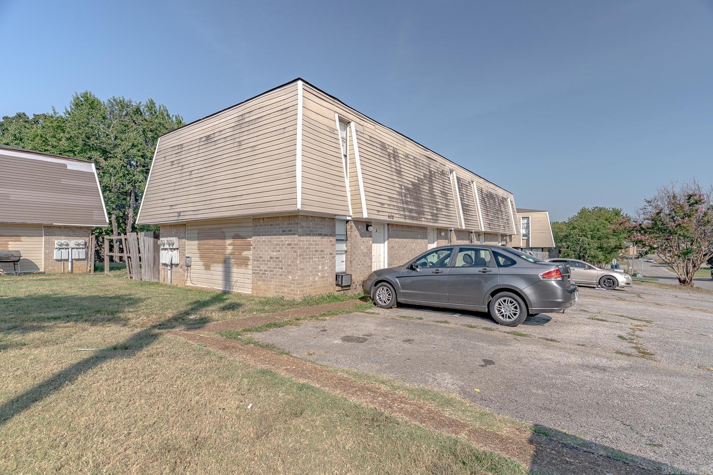 1900 Cedar Heights Dr. 405 Melrose St. Jonesboro, AR