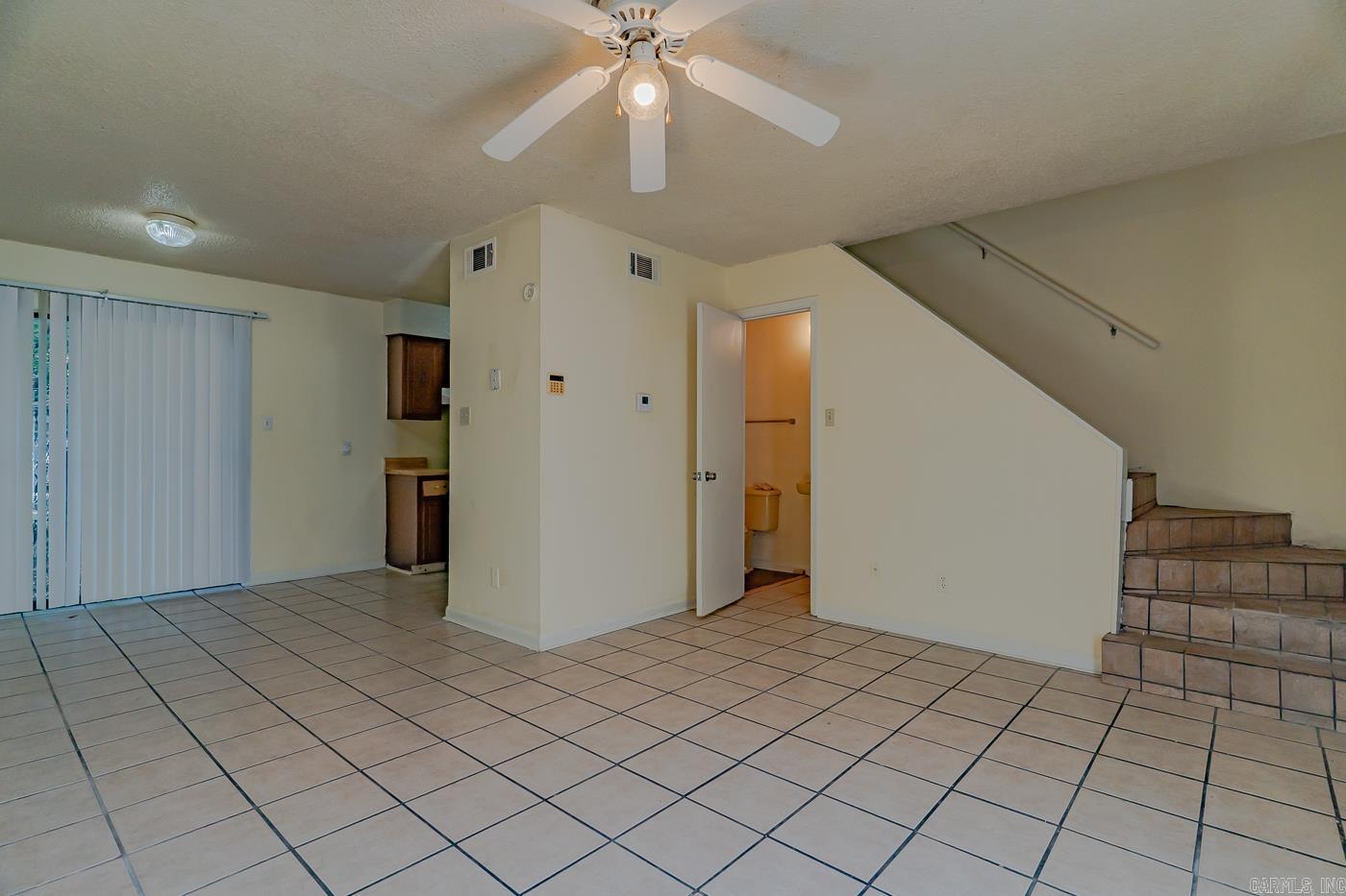 1900 Cedar Heights Dr. 405 Melrose St. Jonesboro, AR