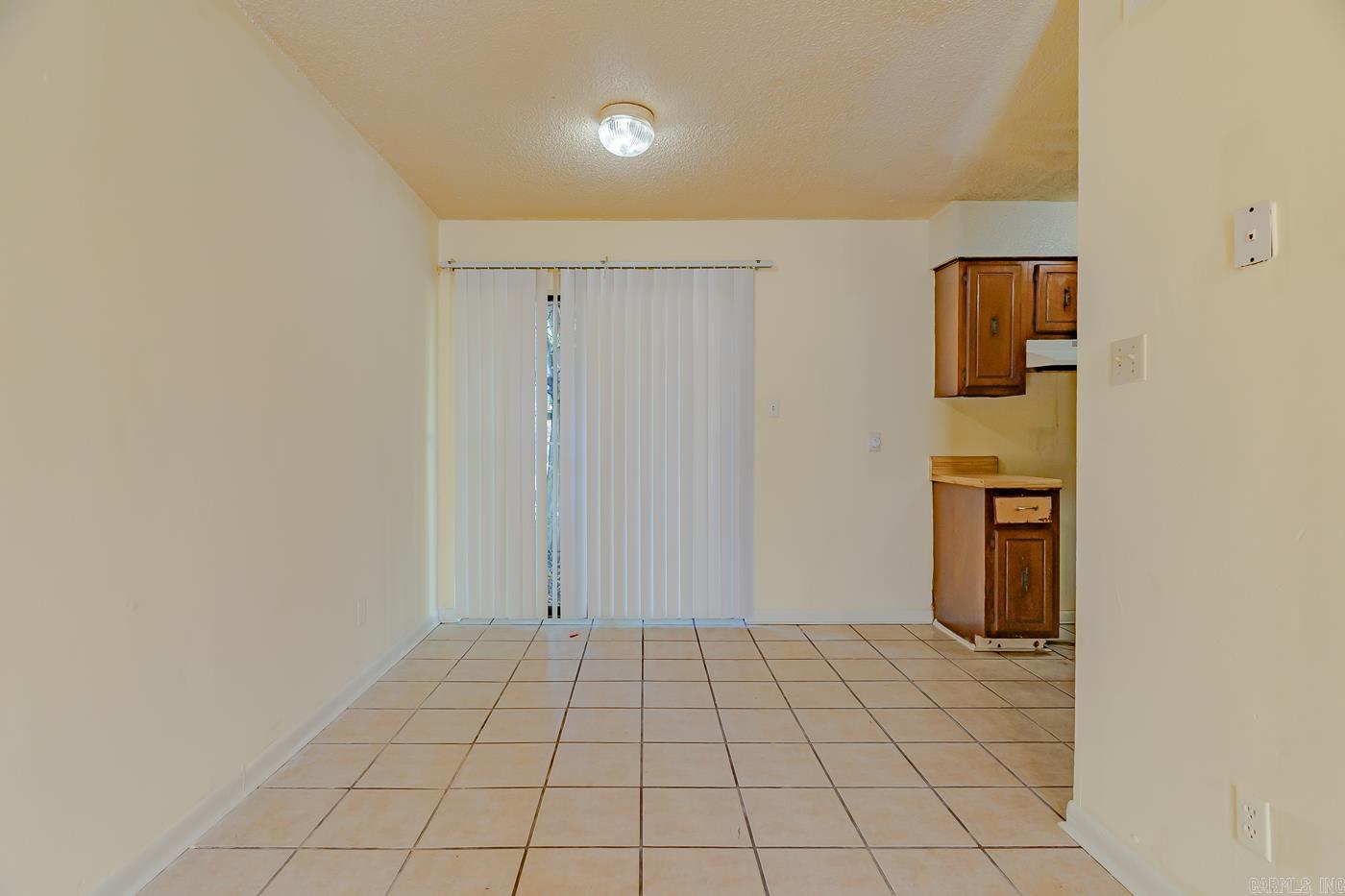 1900 Cedar Heights Dr. 405 Melrose St. Jonesboro, AR