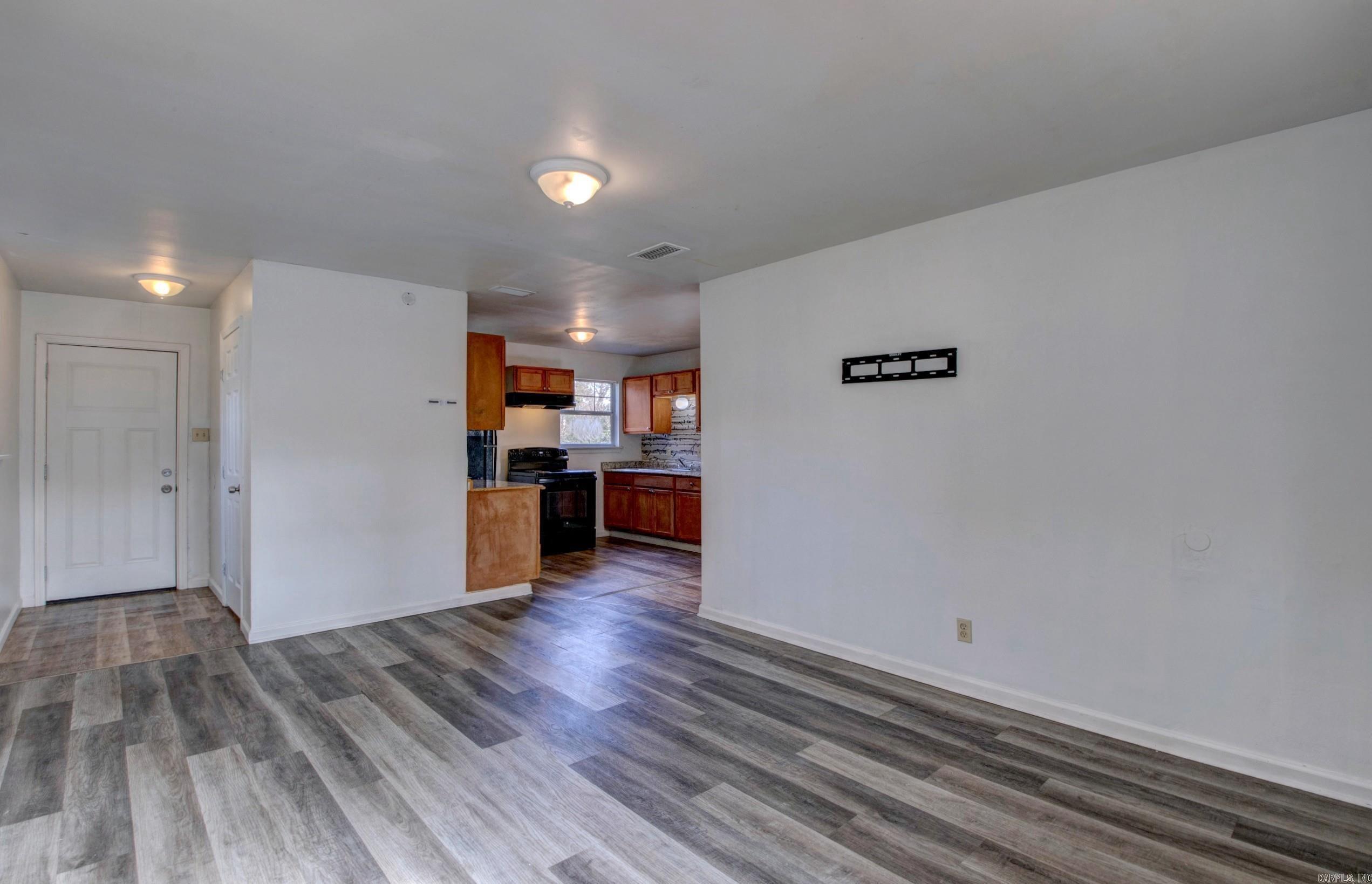 7100 Redwood  Little Rock, AR