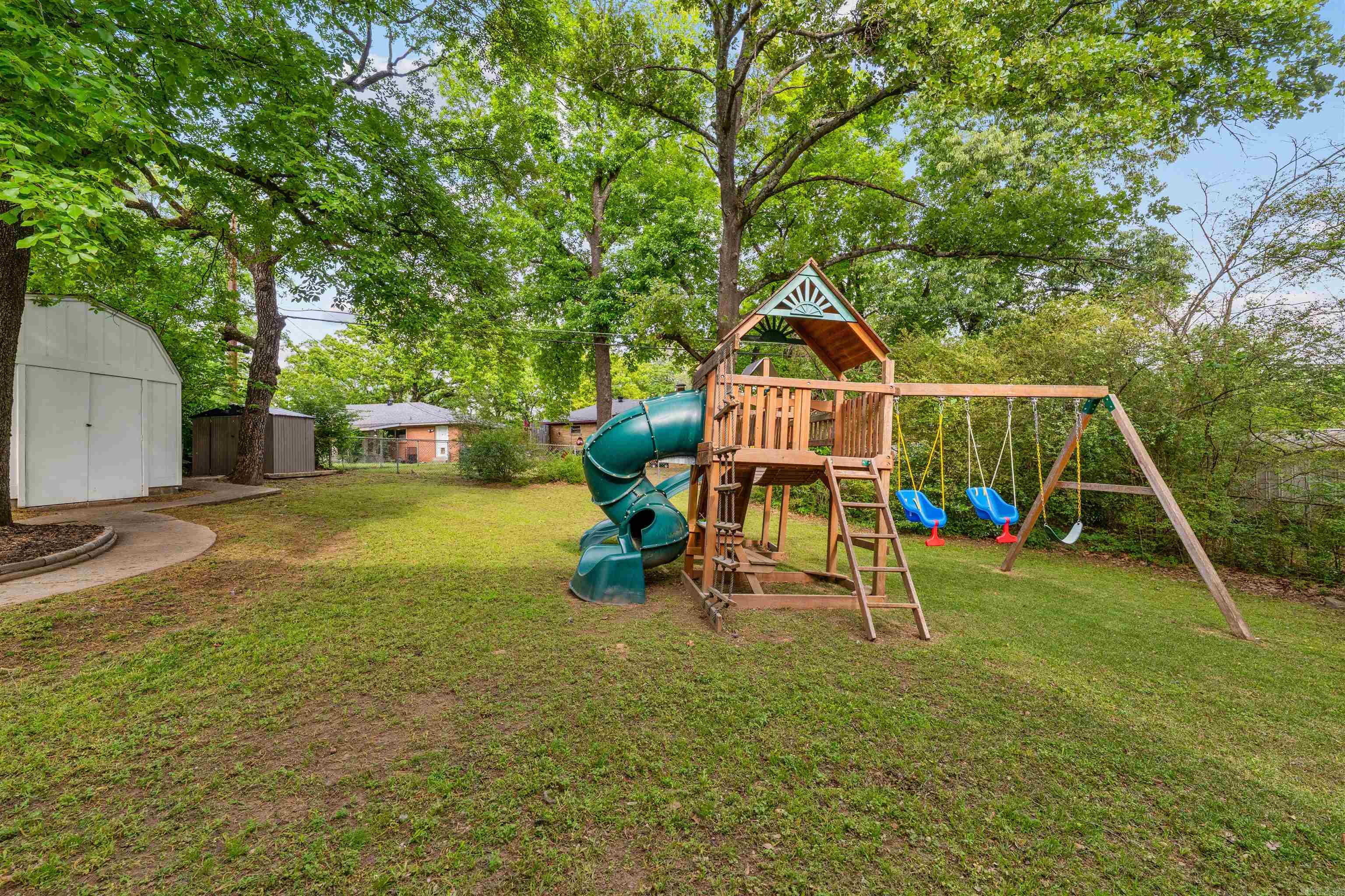 4906 Lochridge  North Little Rock, AR