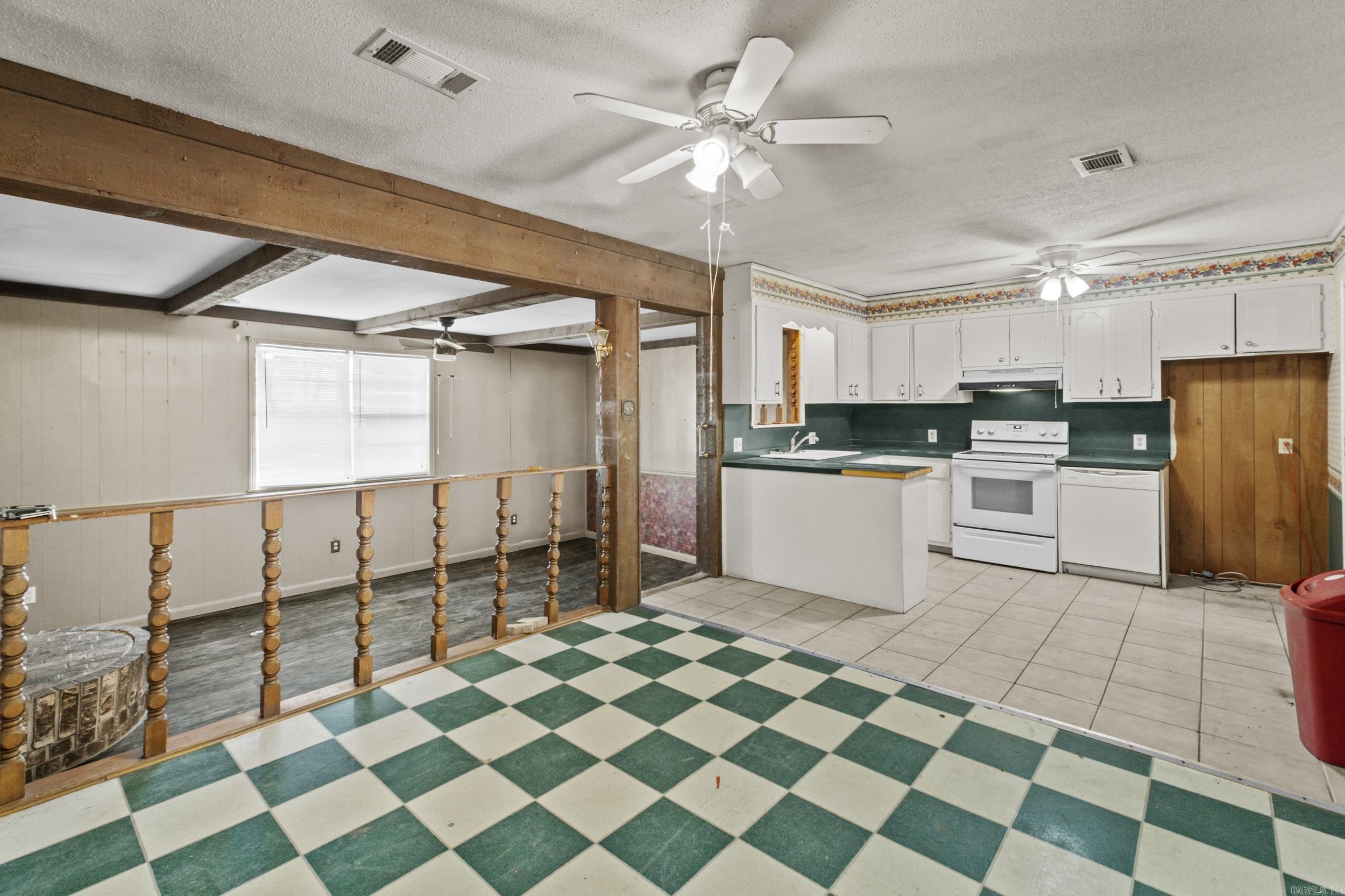 212 Chrisp  Searcy, AR