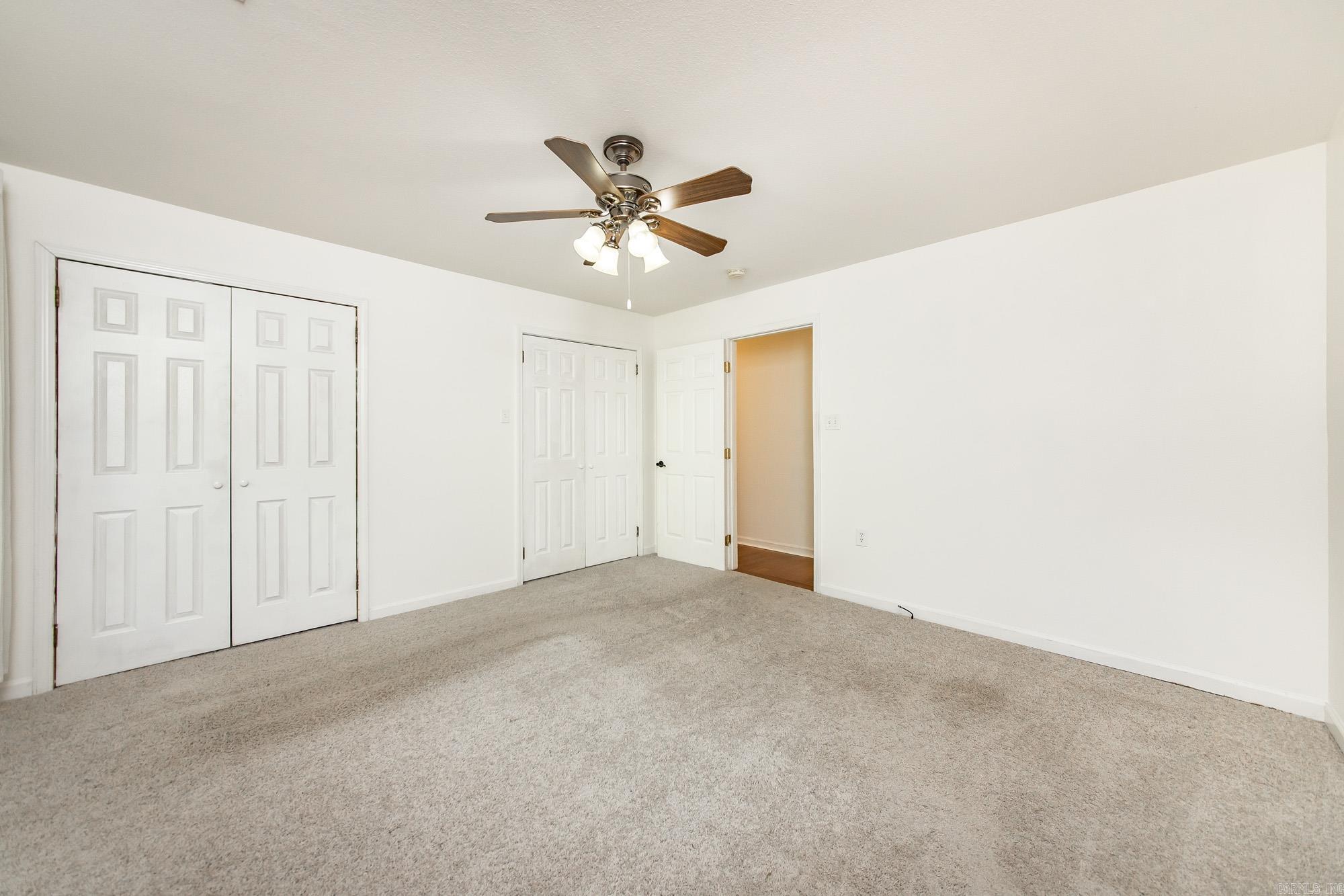 1600 E Lakeview  Benton, AR