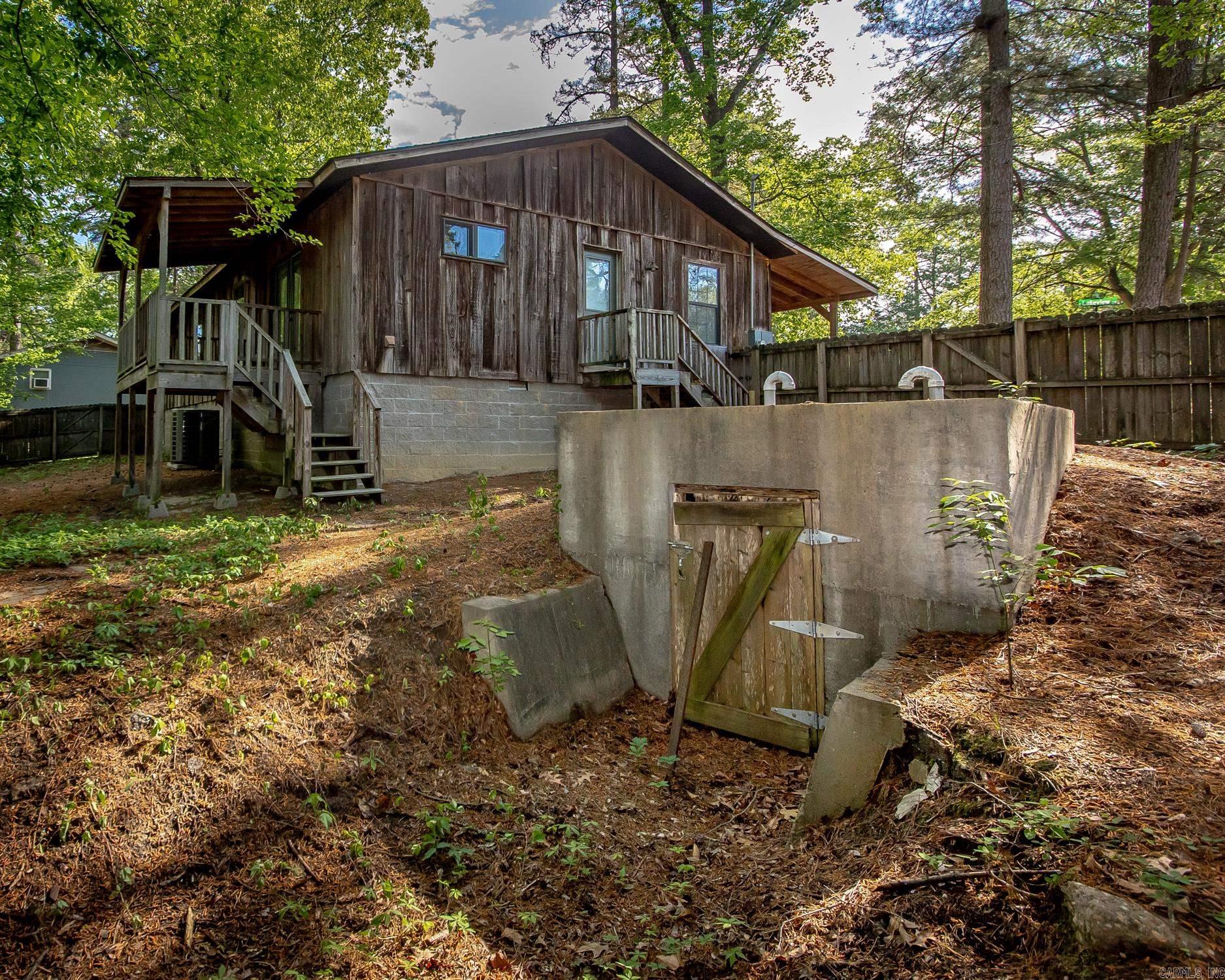 1600 E Lakeview  Benton, AR