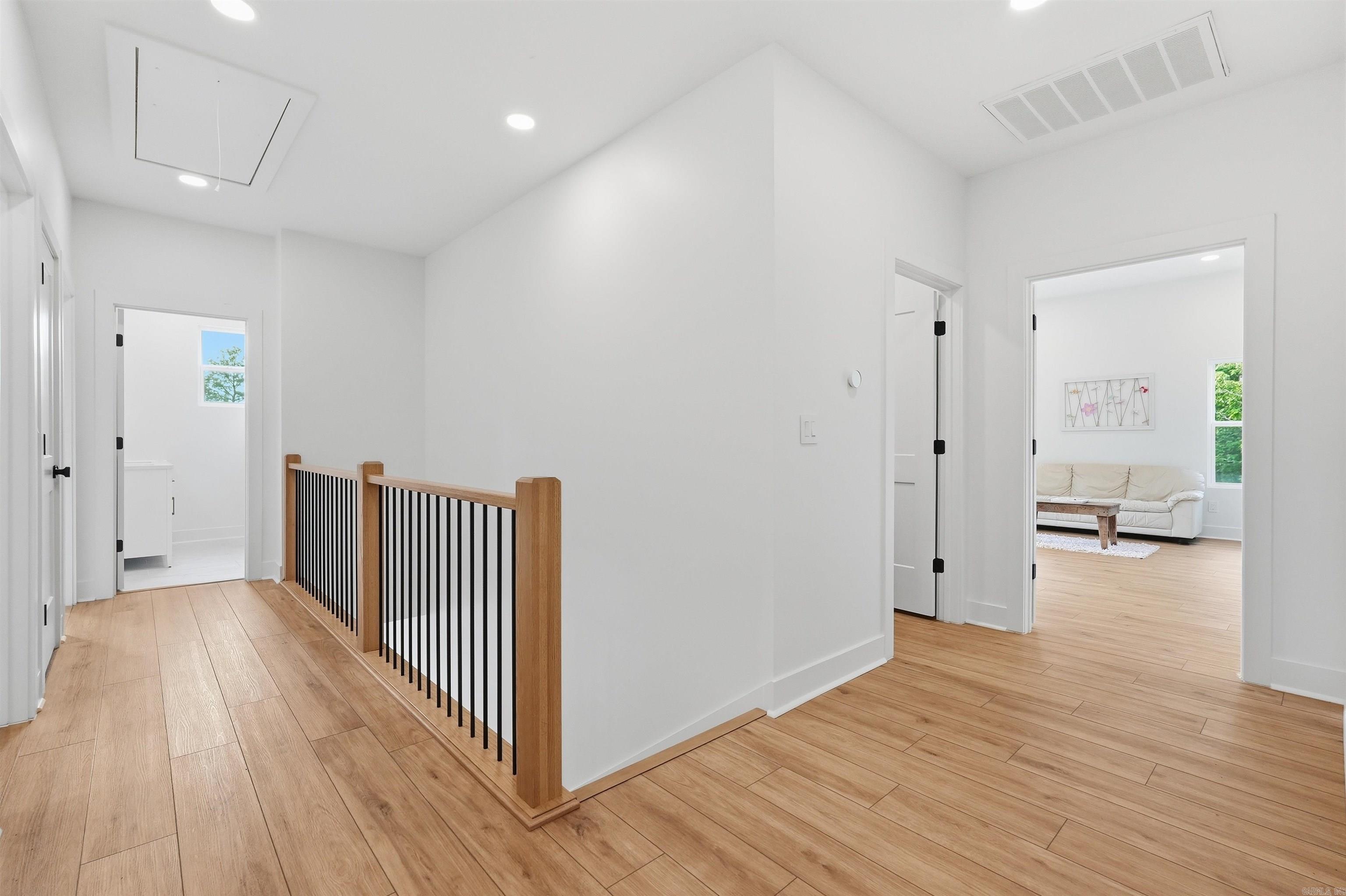 20301 Dwight Little  Roland, AR