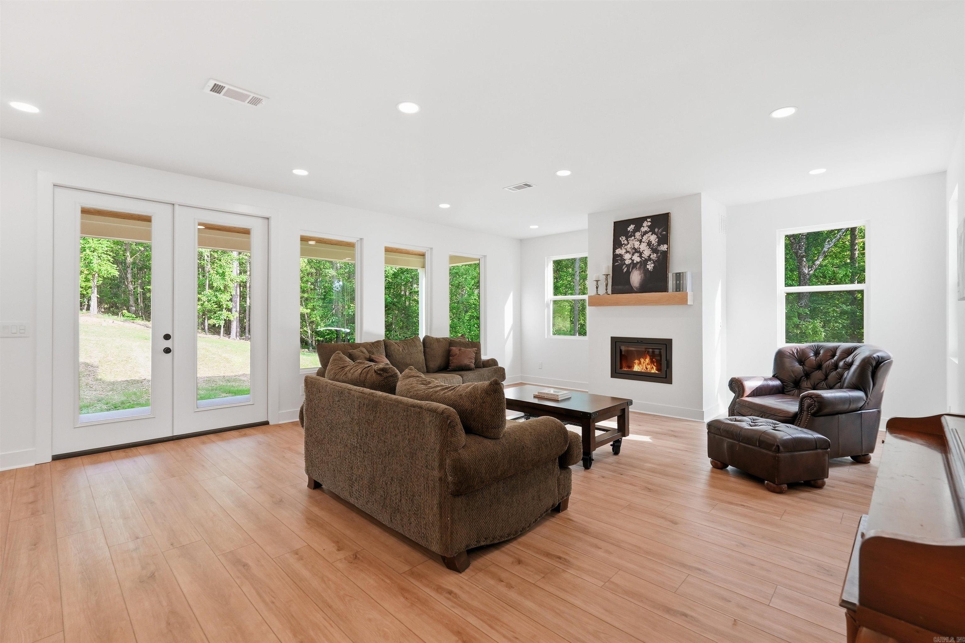 20301 Dwight Little  Roland, AR