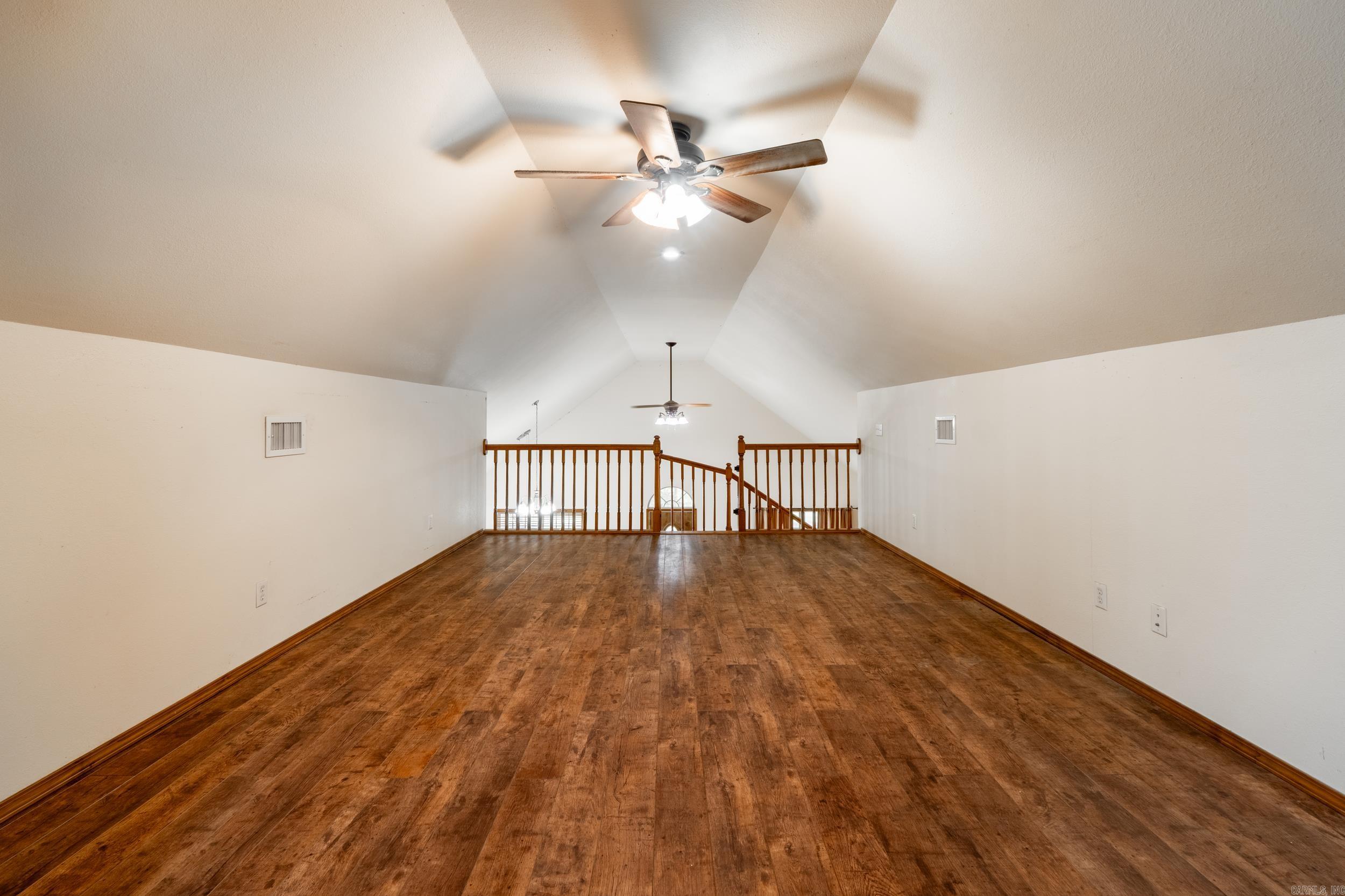 2238 County Road 3190  Clarksville, AR