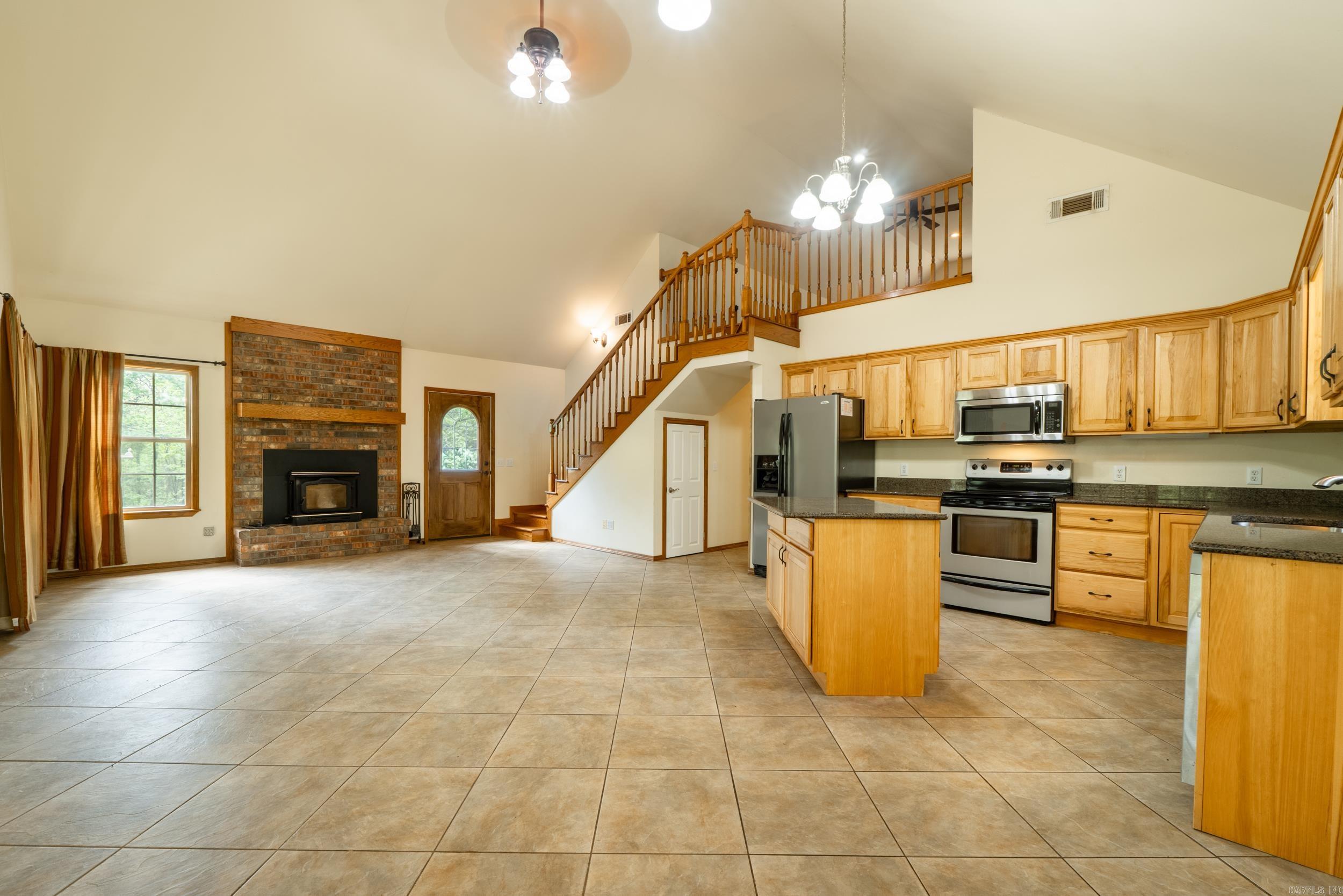 2238 County Road 3190  Clarksville, AR