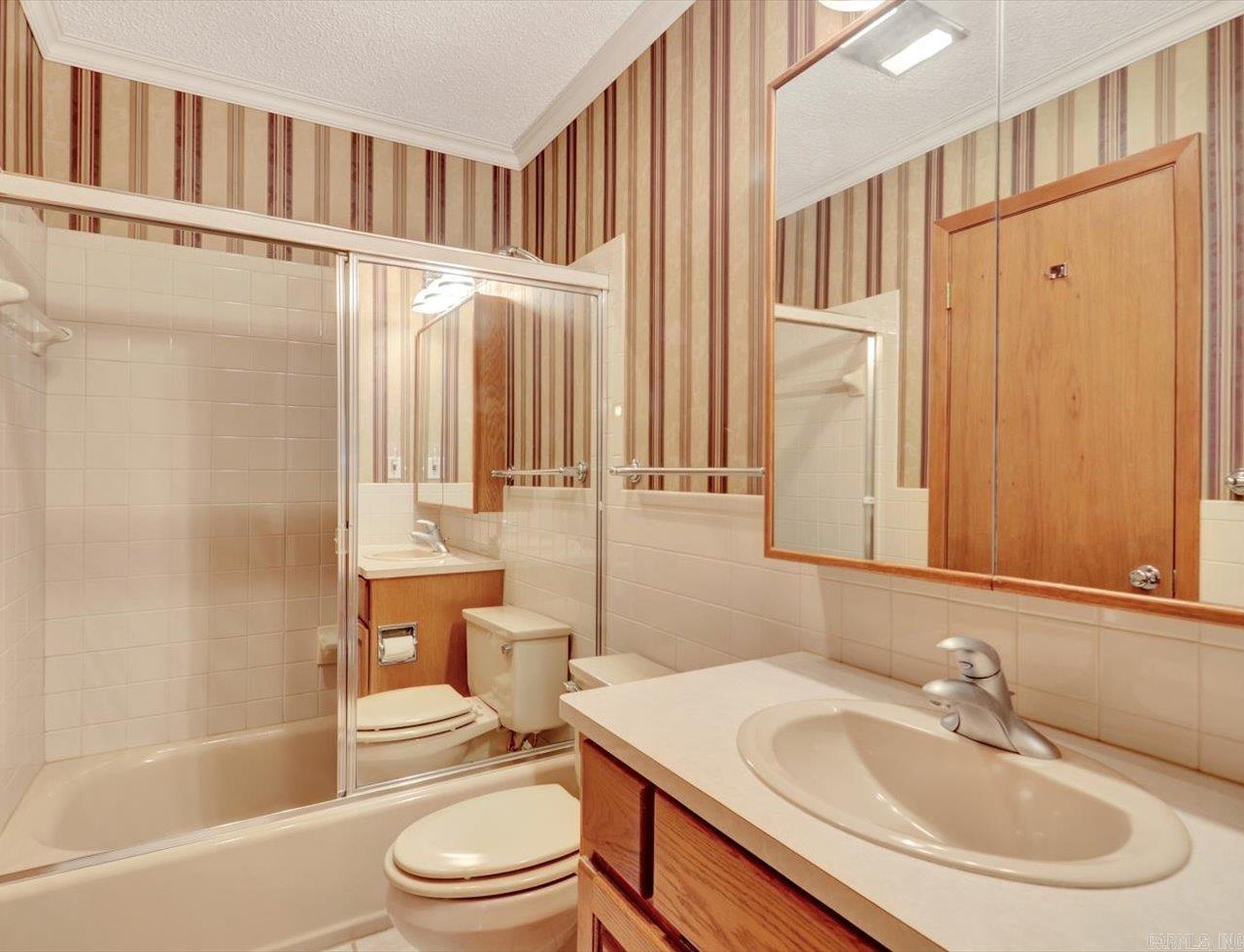 54 Tomino  Hot Springs Village, AR