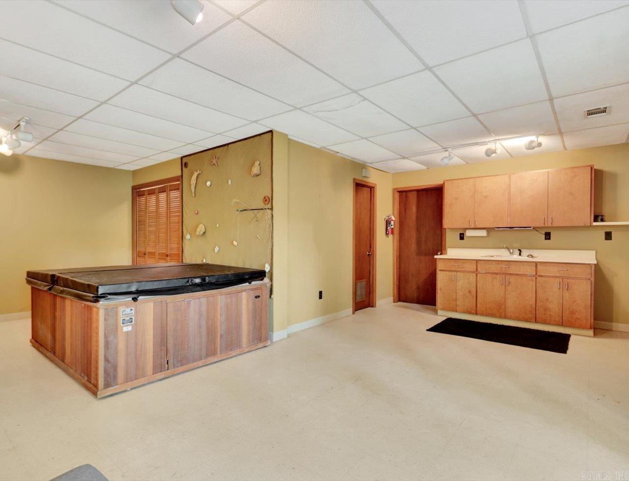 54 Tomino  Hot Springs Village, AR