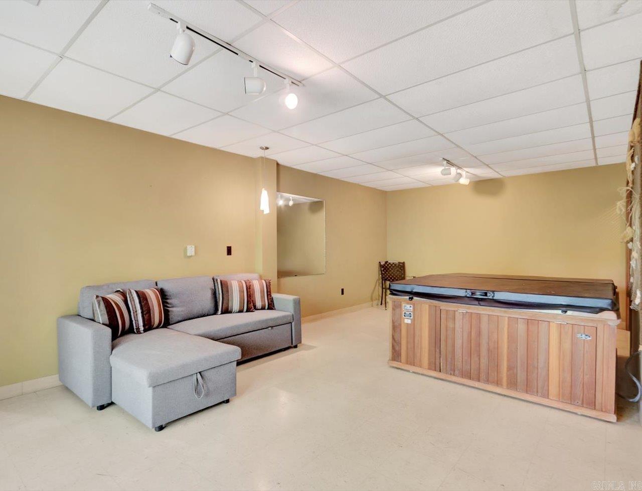 54 Tomino  Hot Springs Village, AR