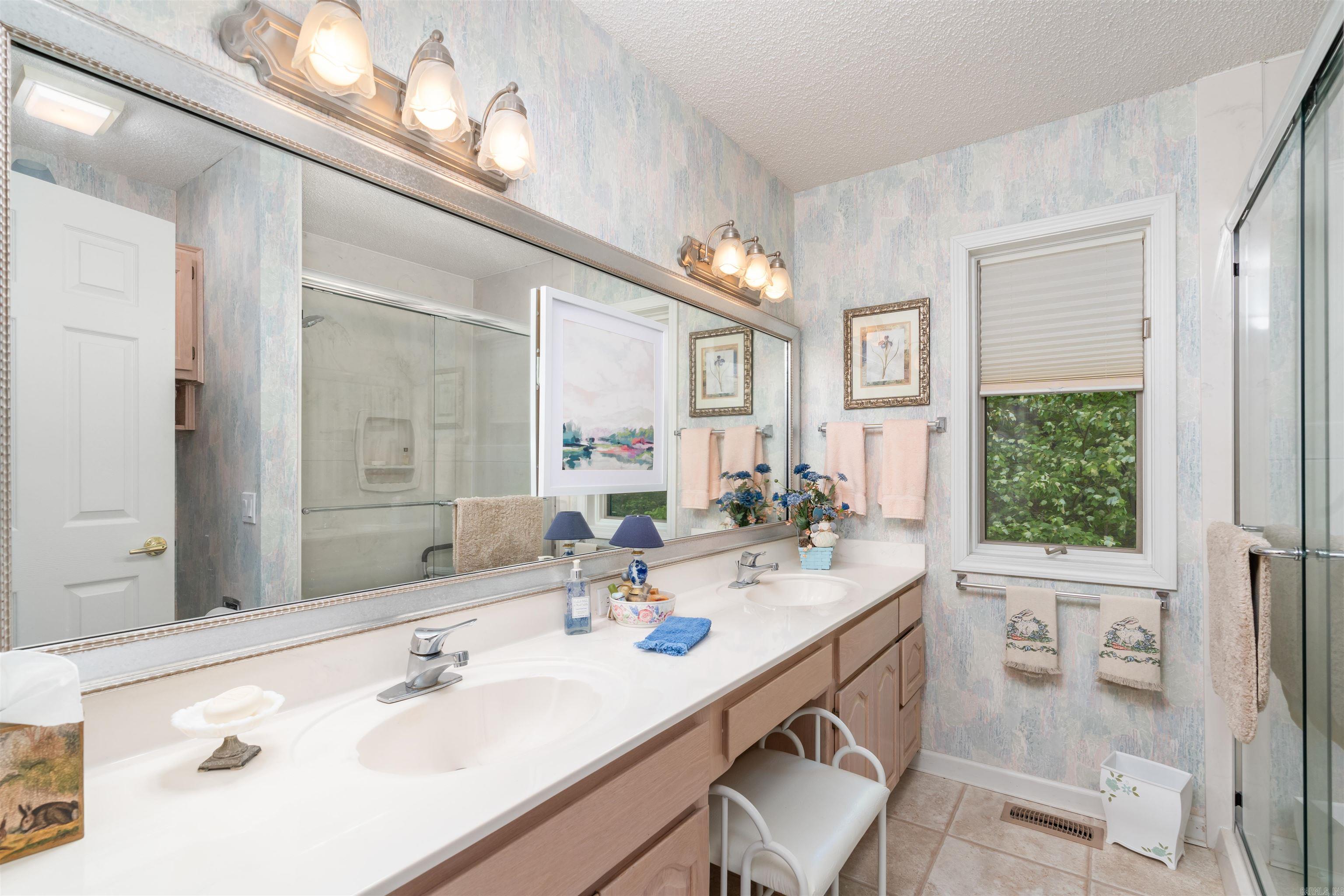 14 Narvaez  Hot Springs Village, AR