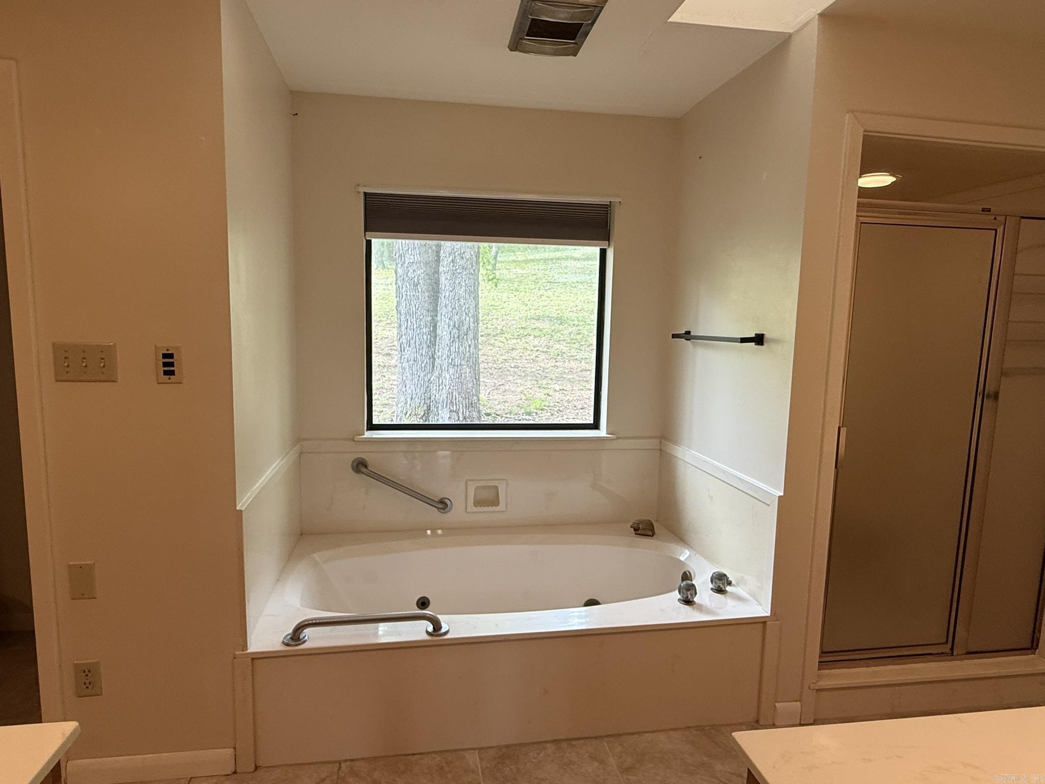 110 Thomas  Greenbrier, AR