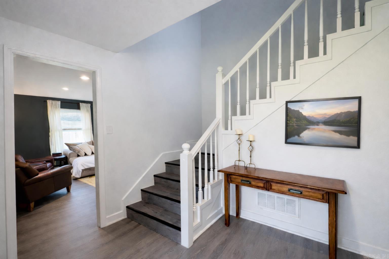 29 Summerland Ct  Little Rock, AR