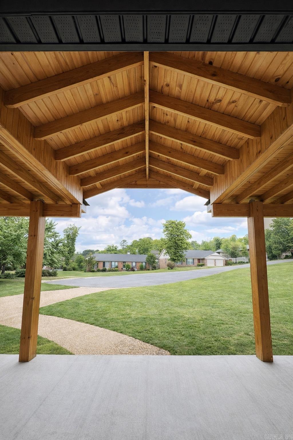 29 Summerland Ct  Little Rock, AR