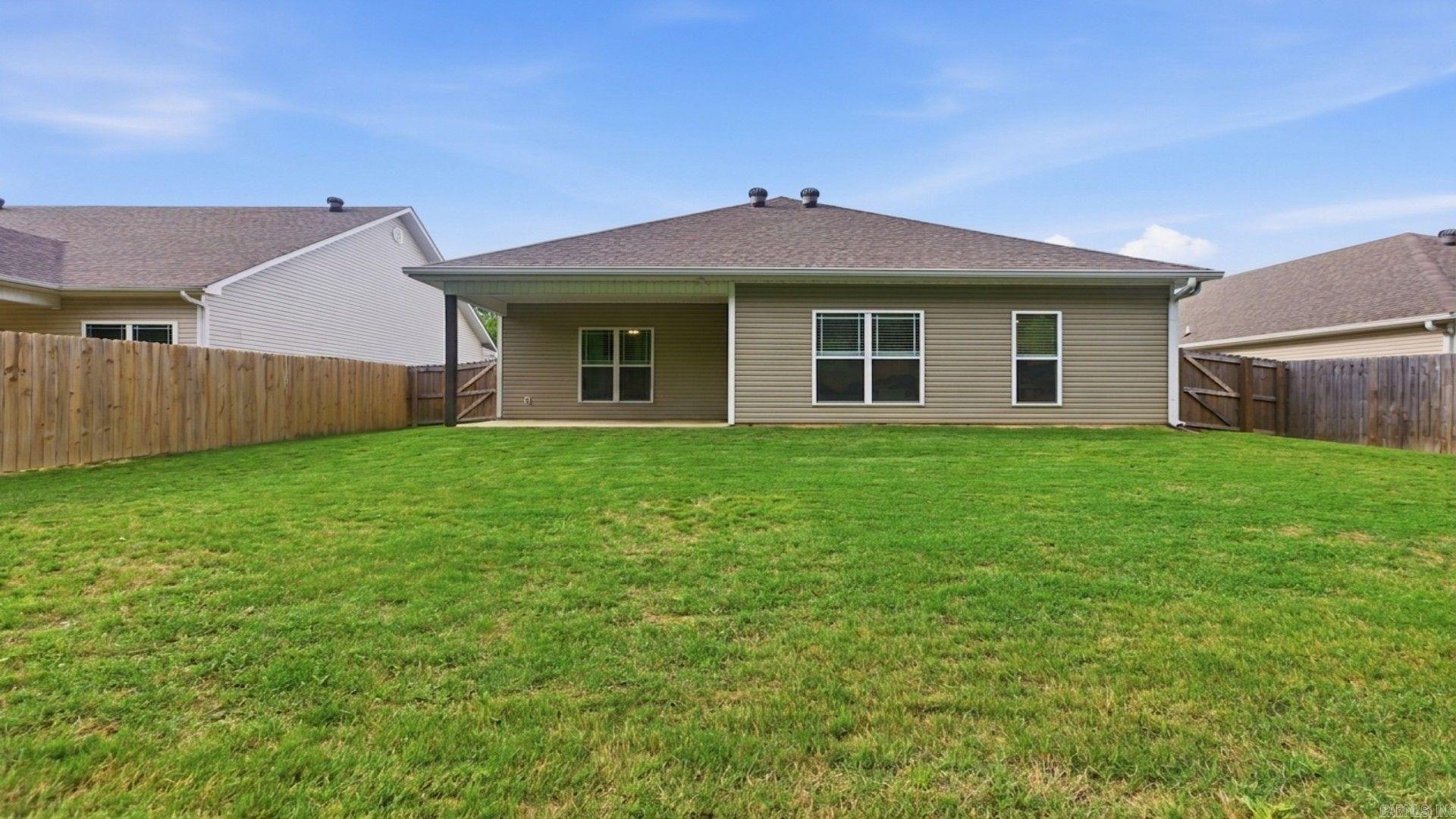 3519 Village Walk Drive  Bryant, AR