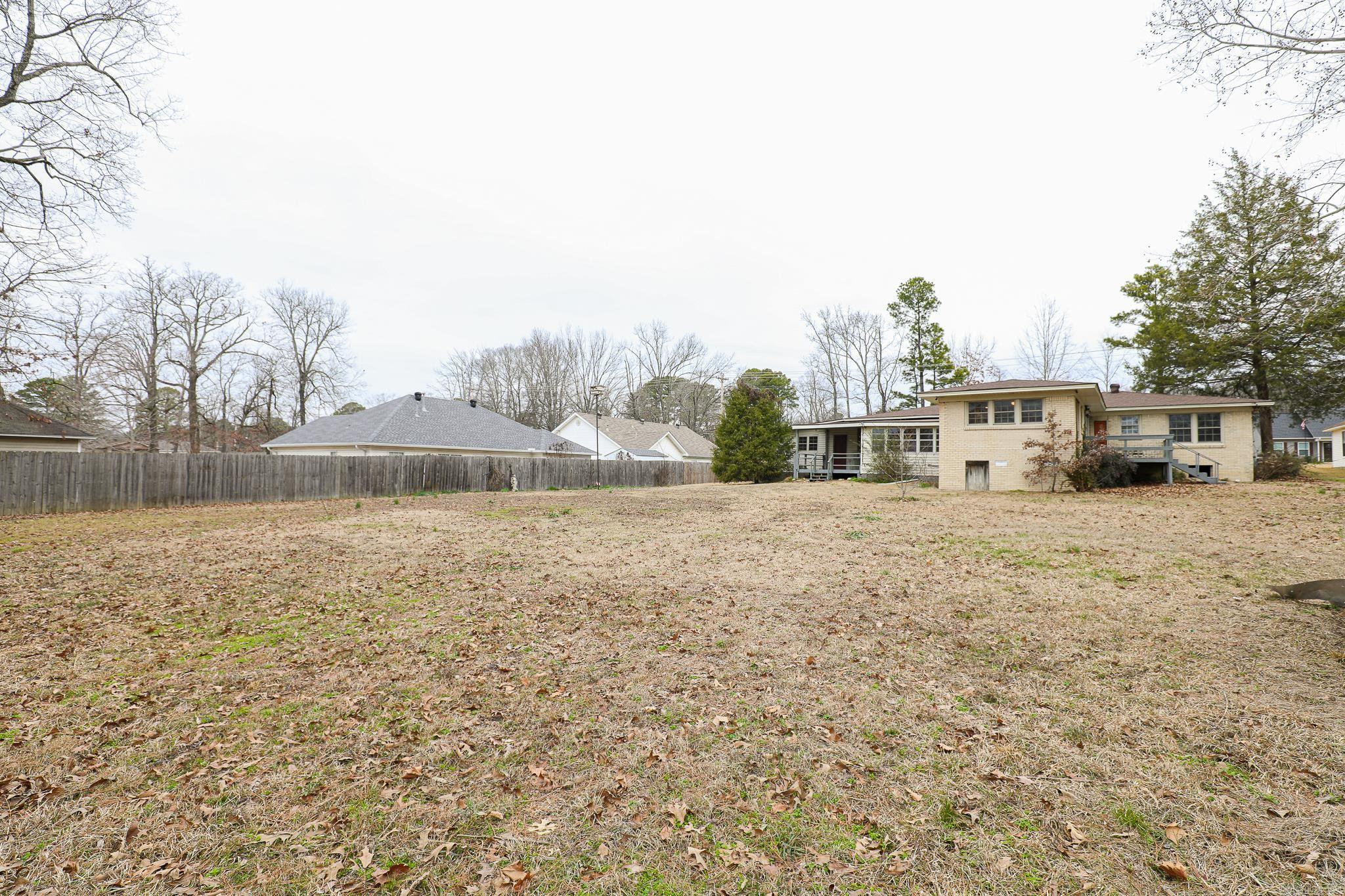 2521 NORTHSHORE  Benton, AR