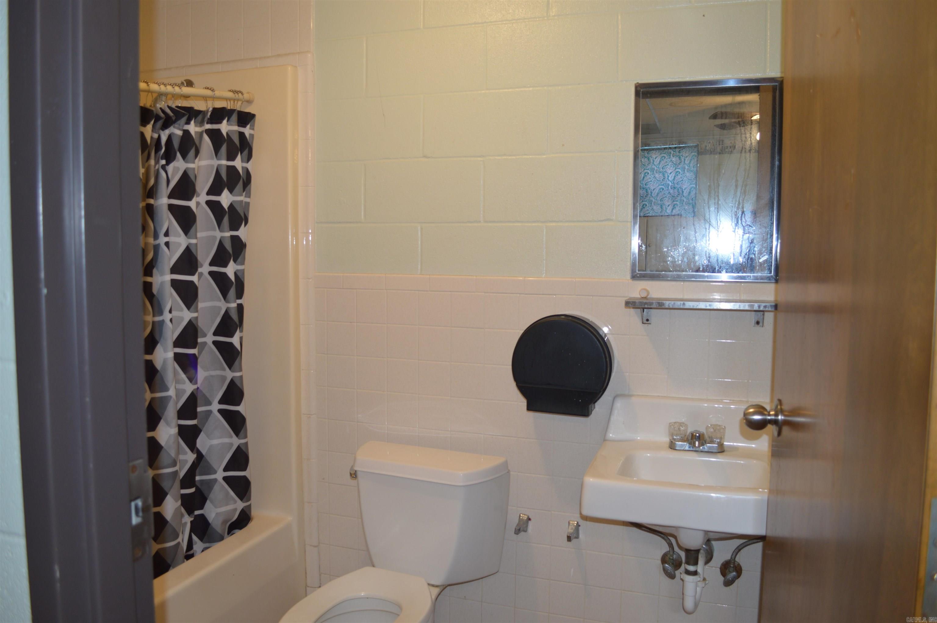 501 E 12th  Pine Bluff, AR