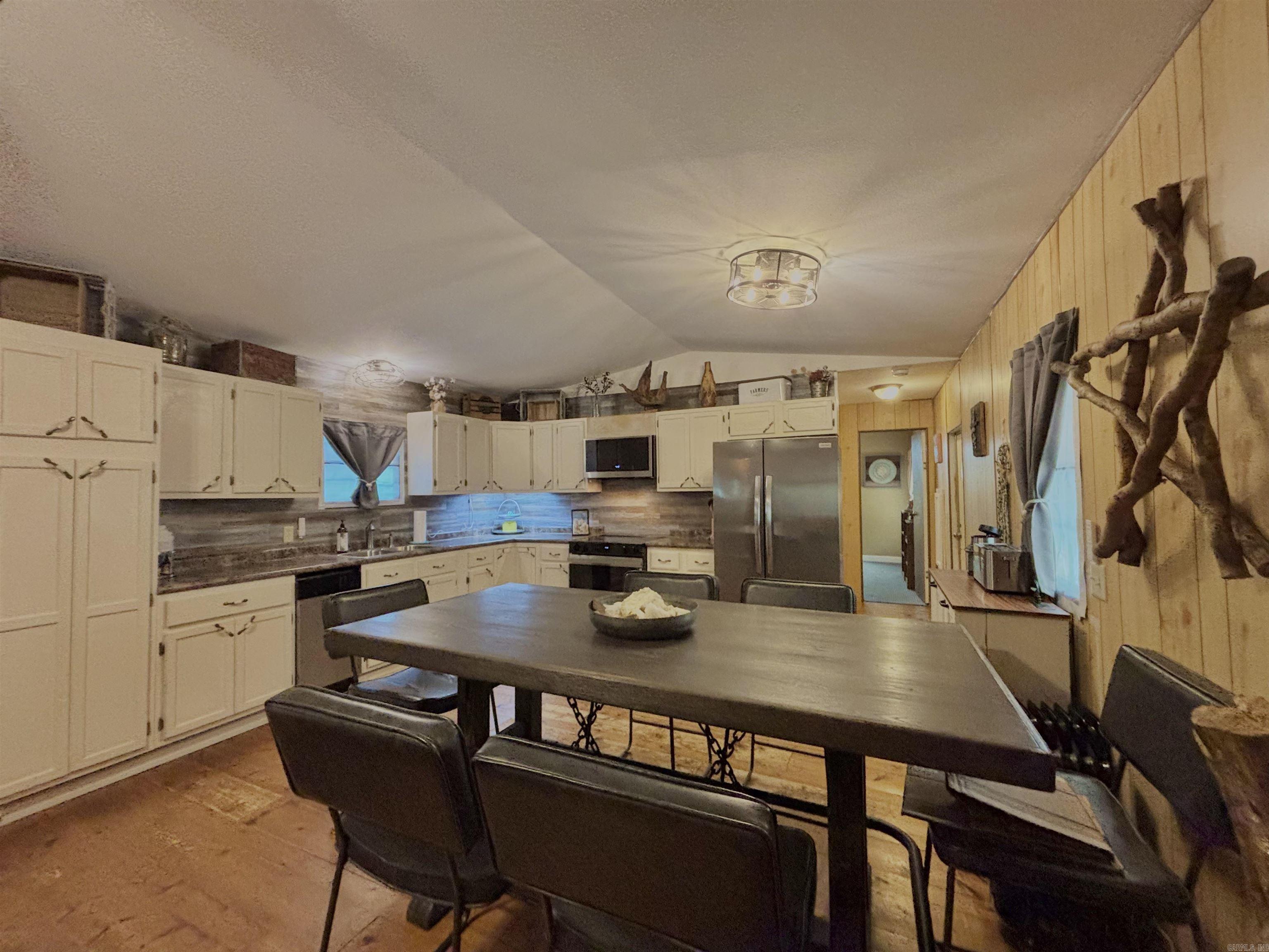 751 Mingues Turner Ln  Mountain View, AR