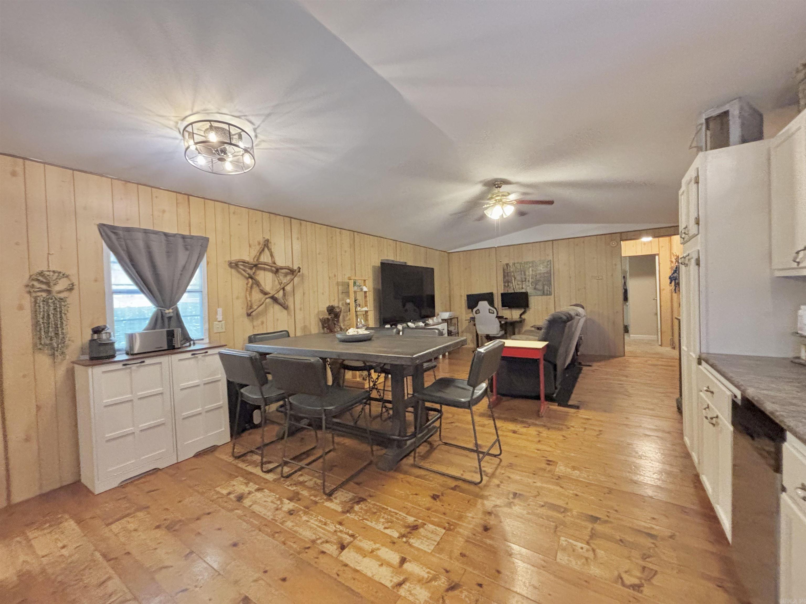 751 Mingues Turner Ln  Mountain View, AR