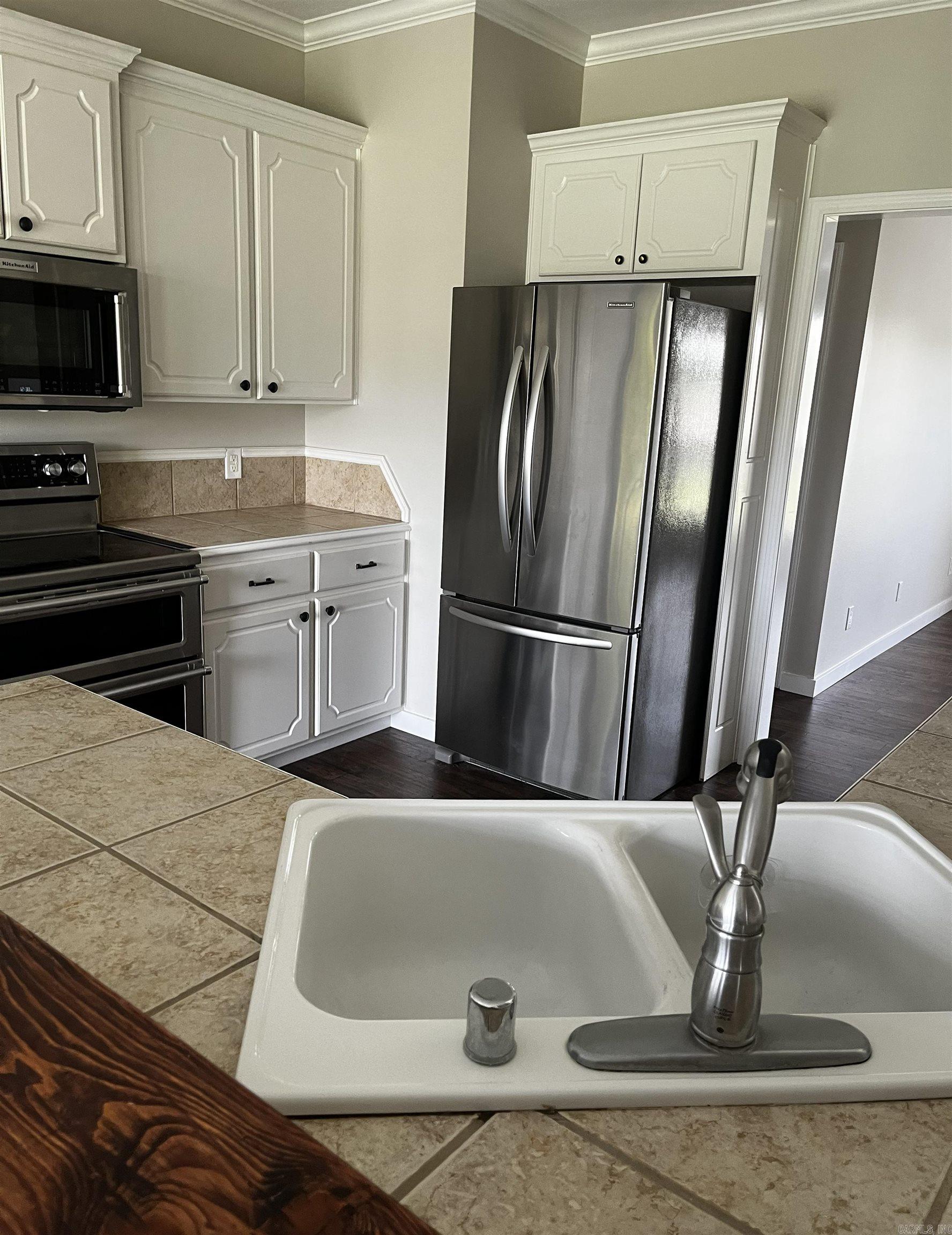 565 Triple J  Lonoke, AR