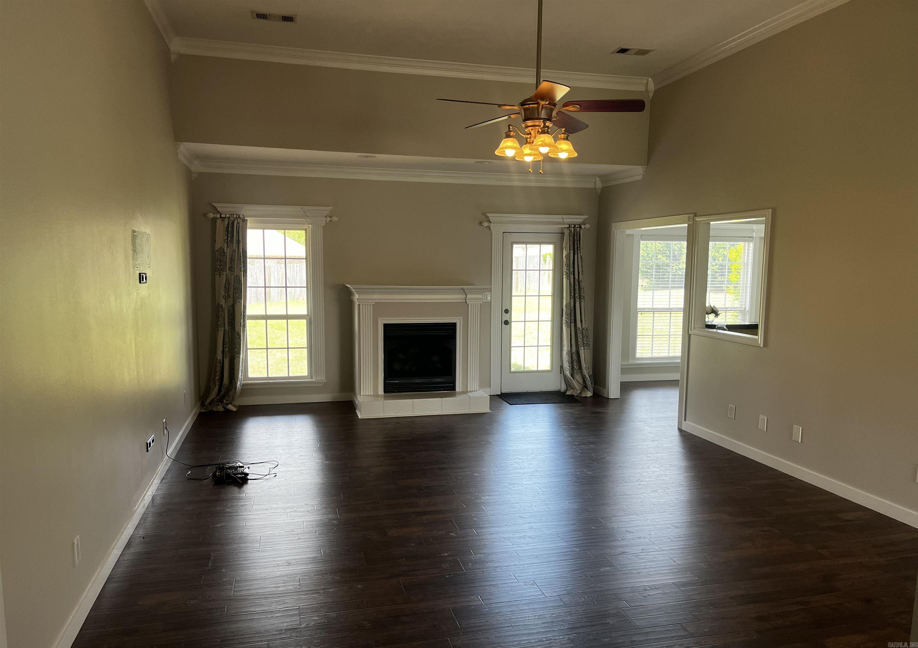 565 Triple J  Lonoke, AR