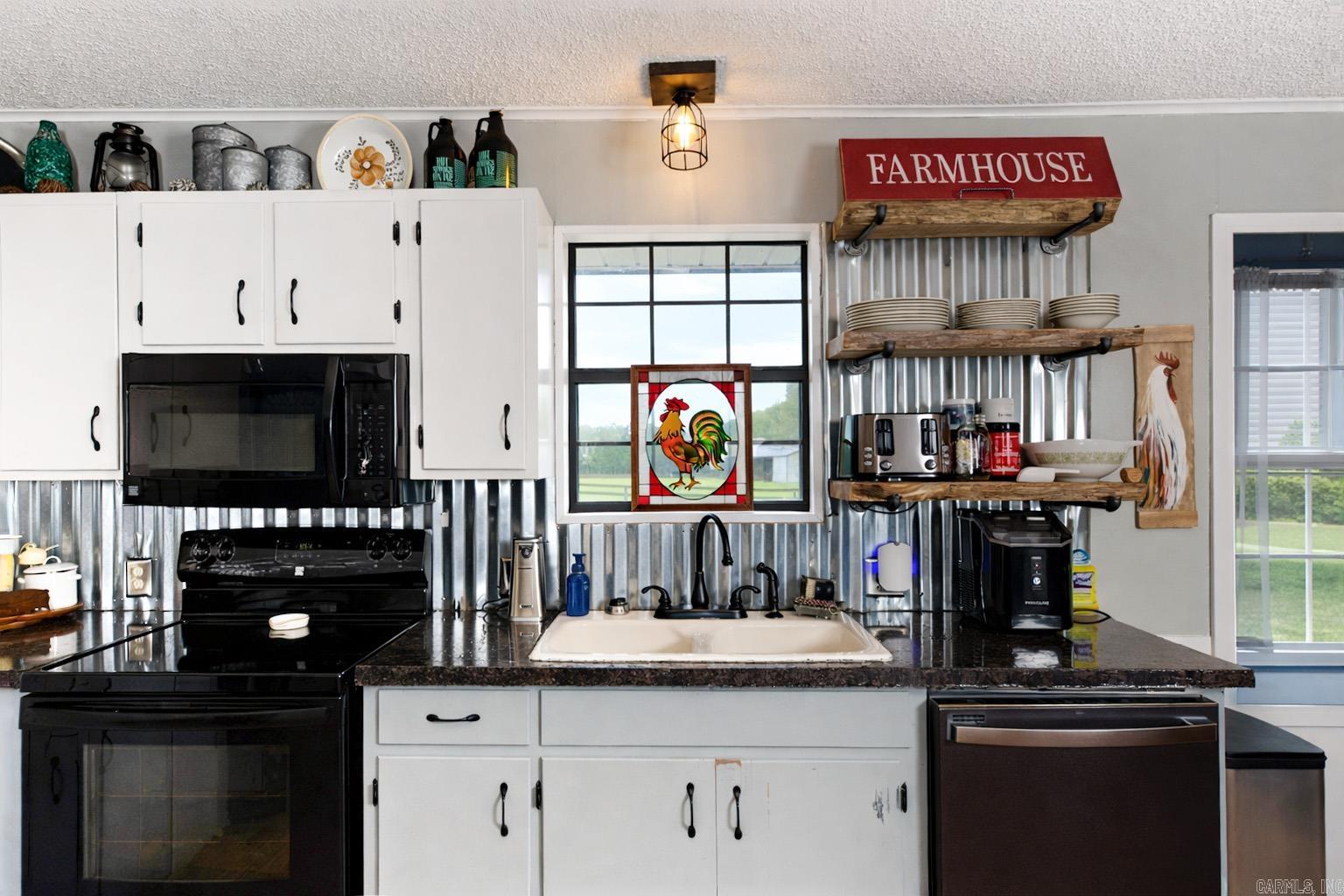 6820 Sunset Road  White Hall, AR