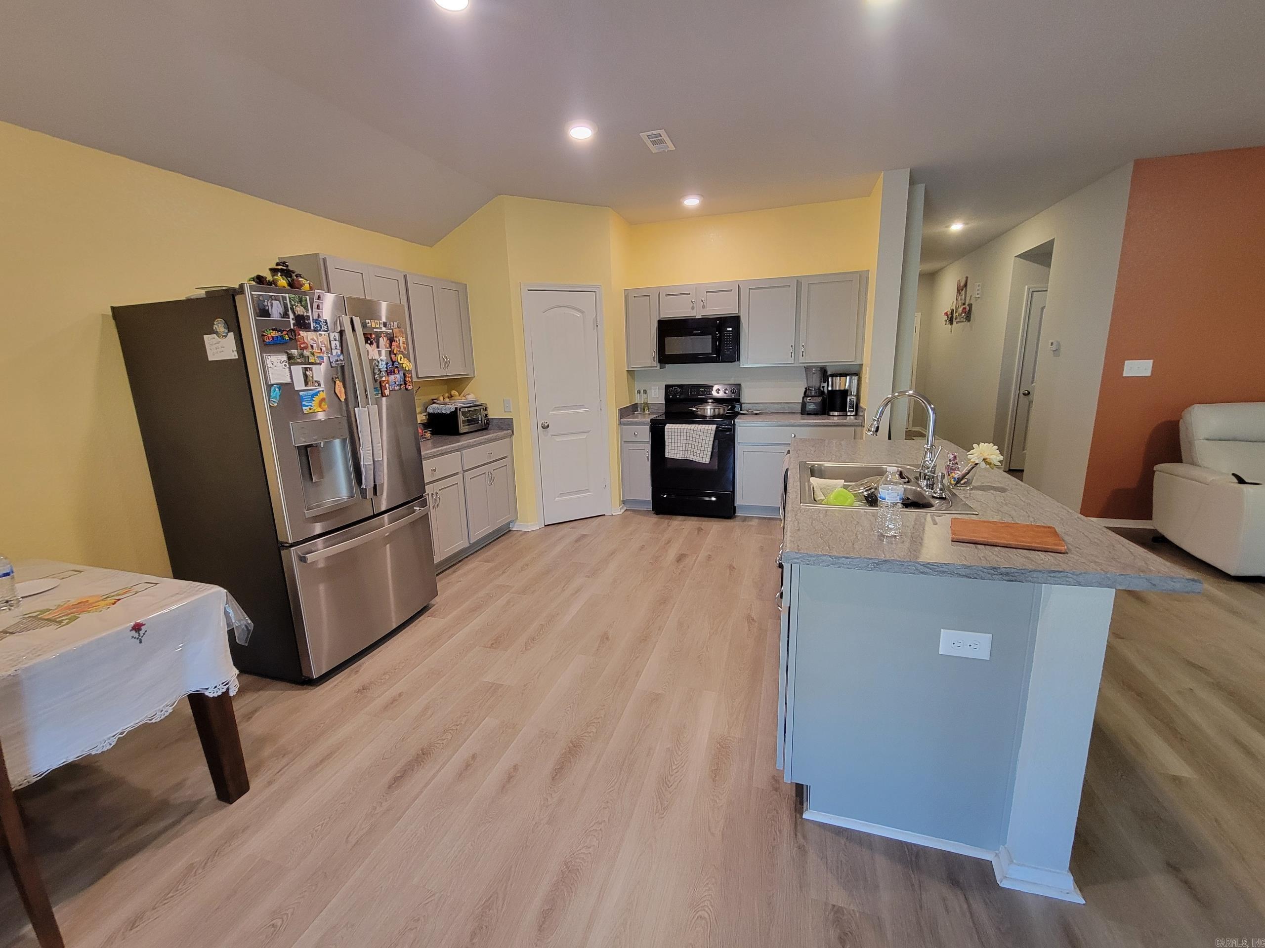 27 Curly Leaf  Conway, AR