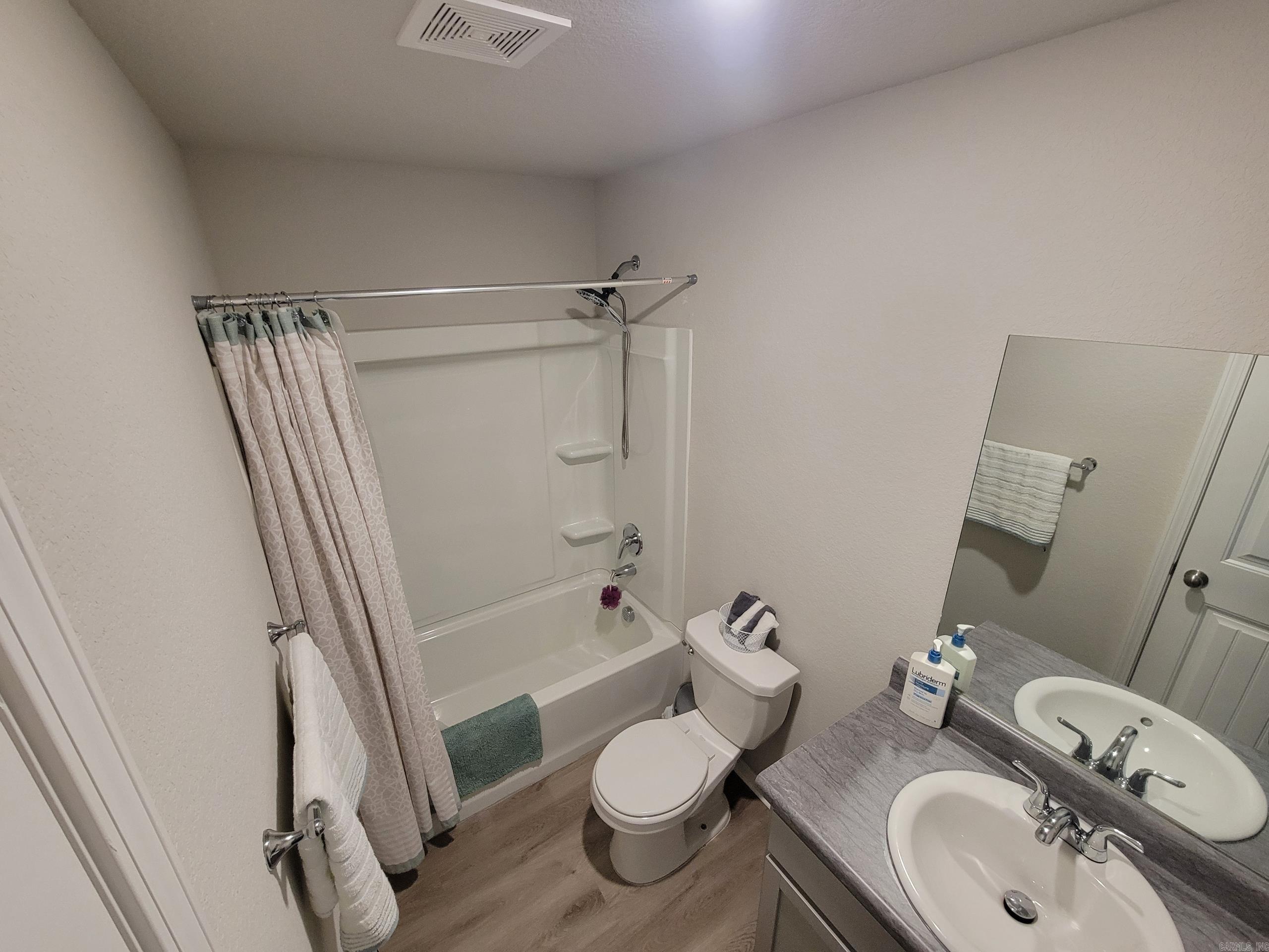 27 Curly Leaf  Conway, AR