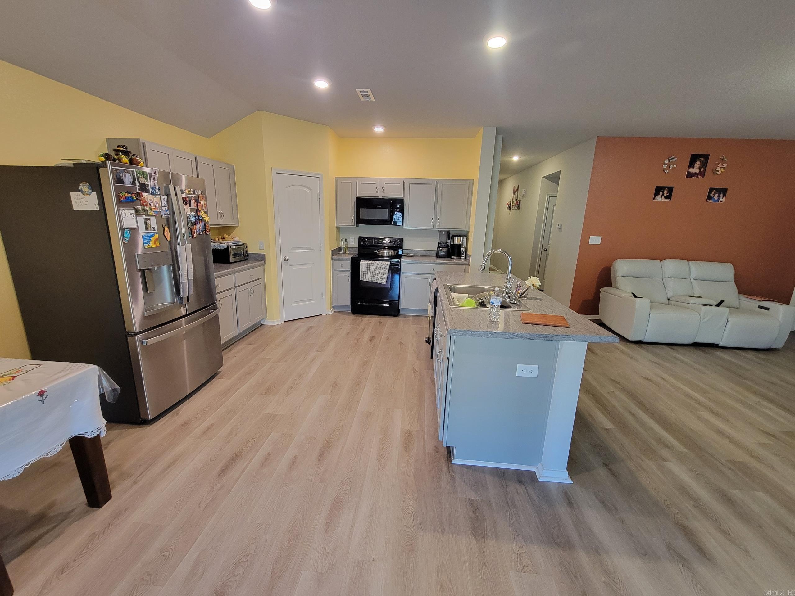 27 Curly Leaf  Conway, AR