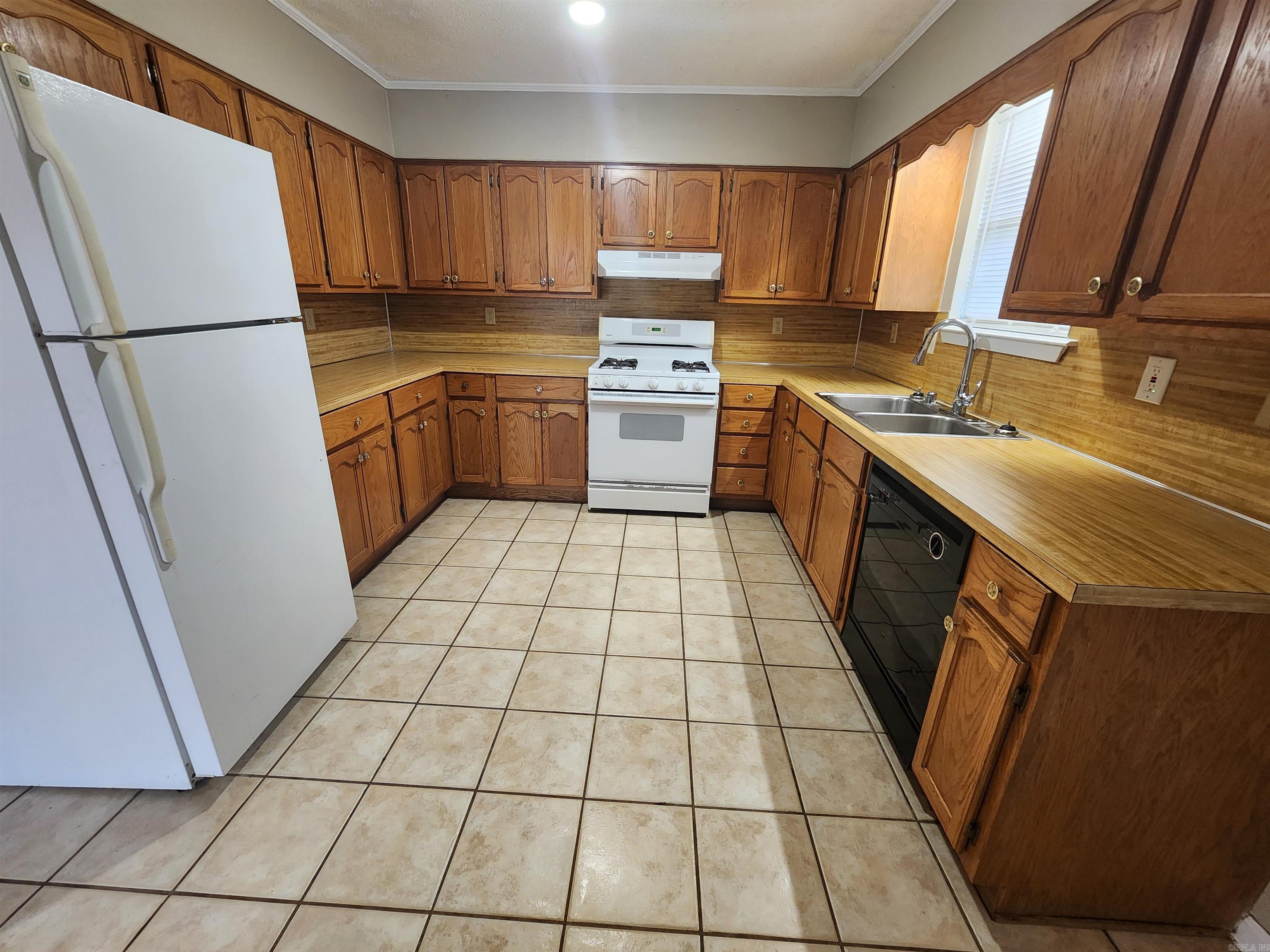 308 NE 2nd  Bryant, AR