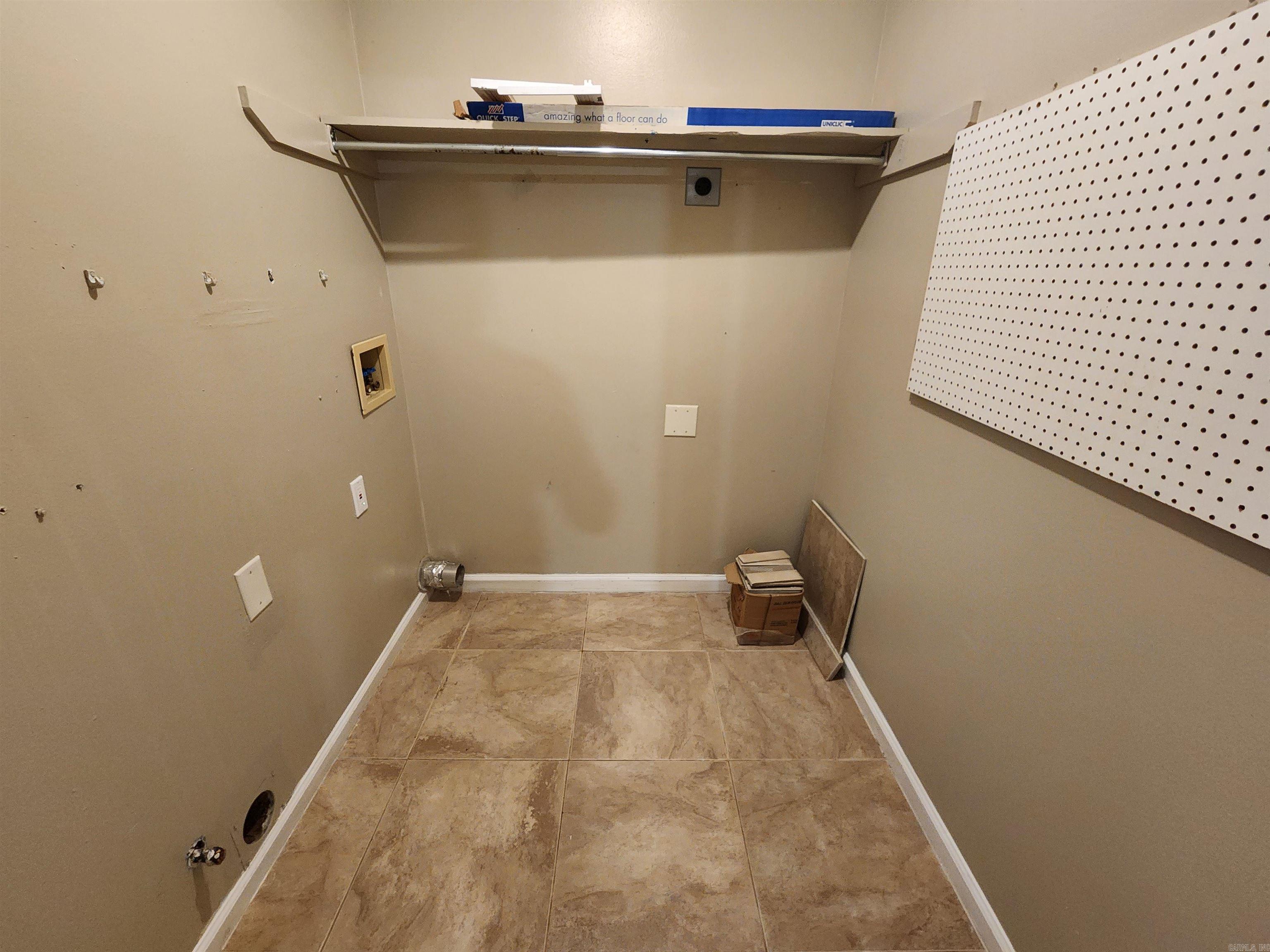 308 NE 2nd  Bryant, AR