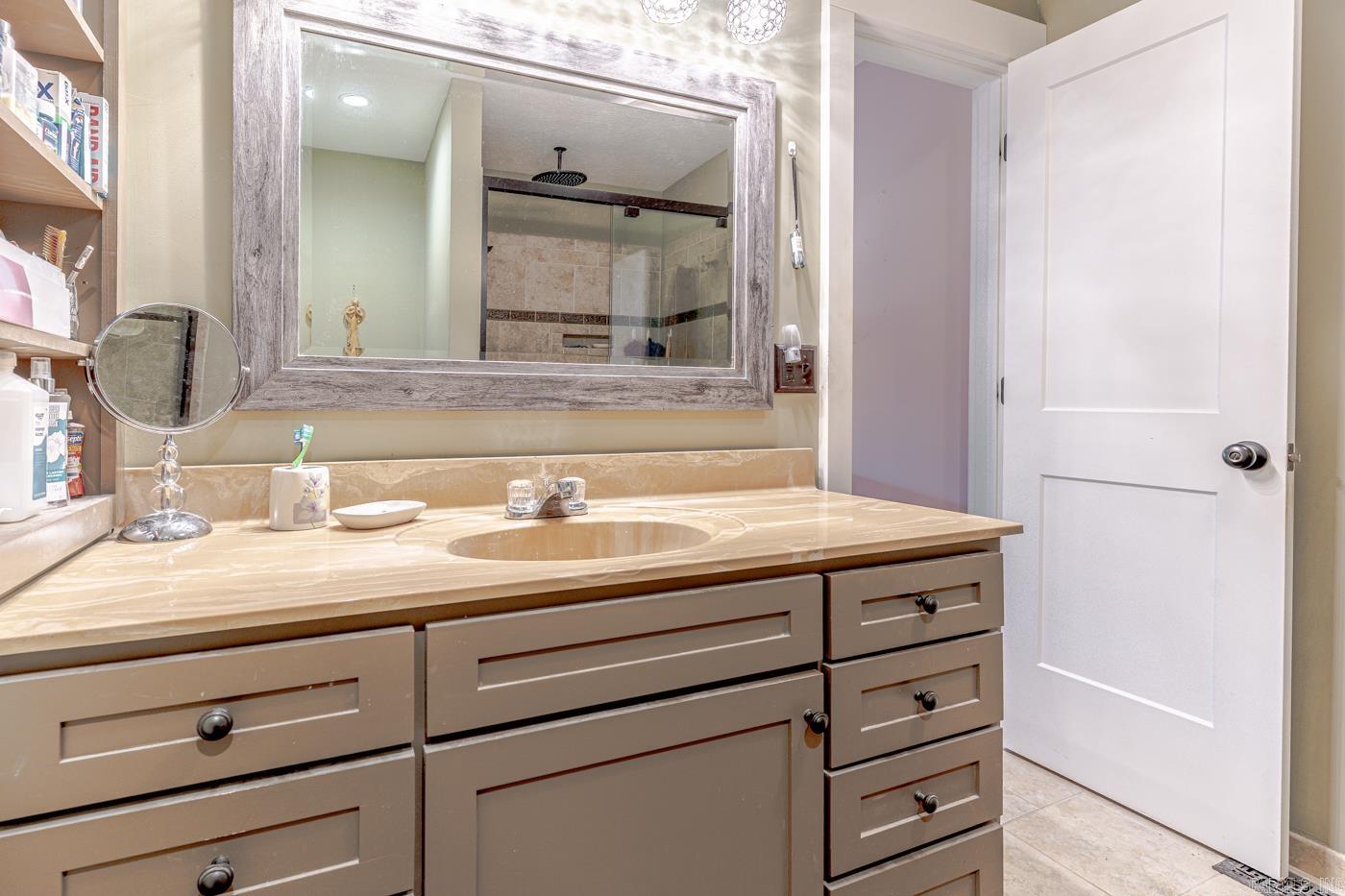 208 Fairway Dr  Horseshoe Bend, AR