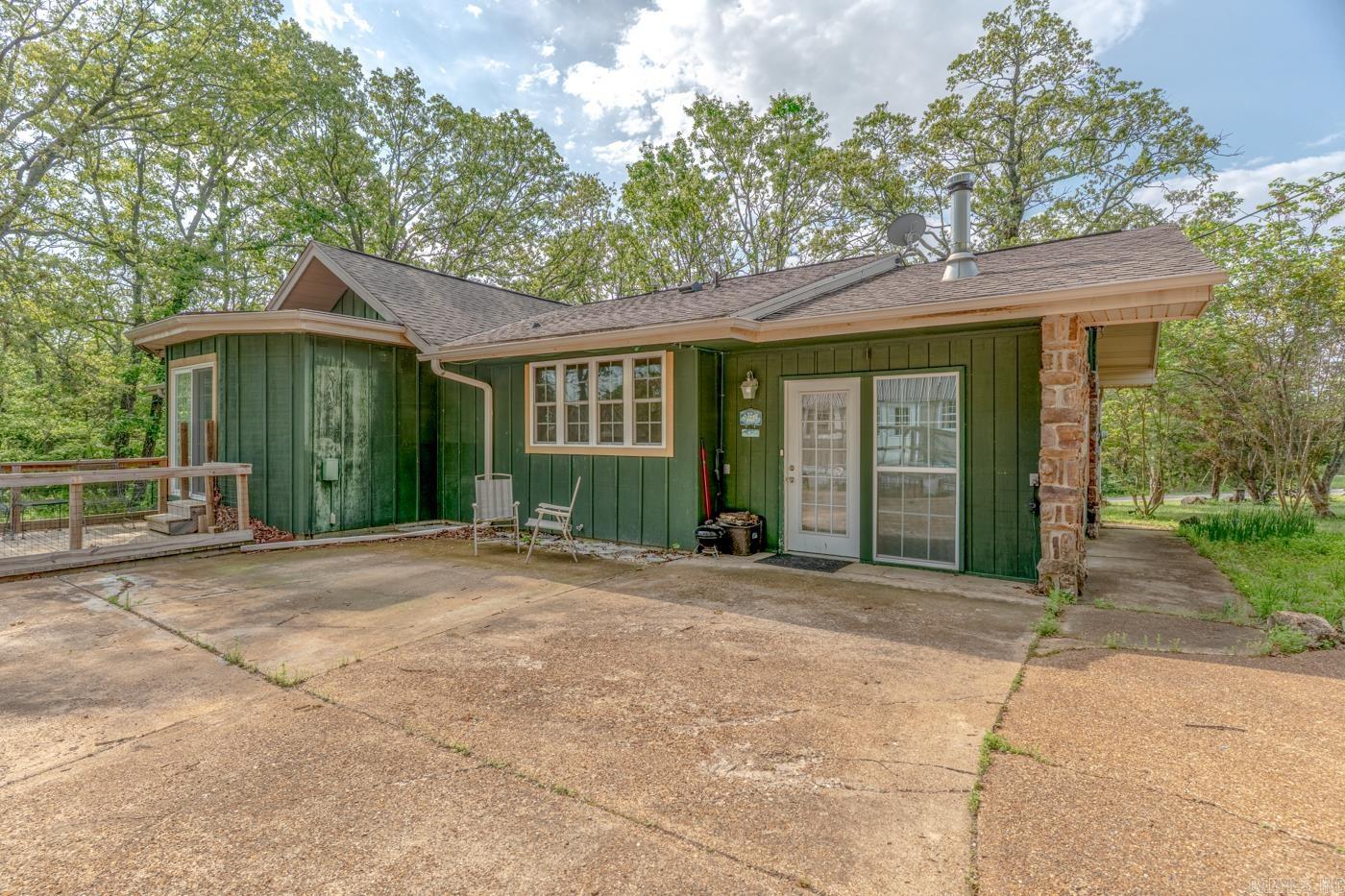208 Fairway Dr  Horseshoe Bend, AR