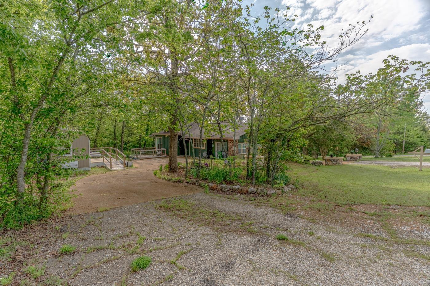 208 Fairway Dr  Horseshoe Bend, AR