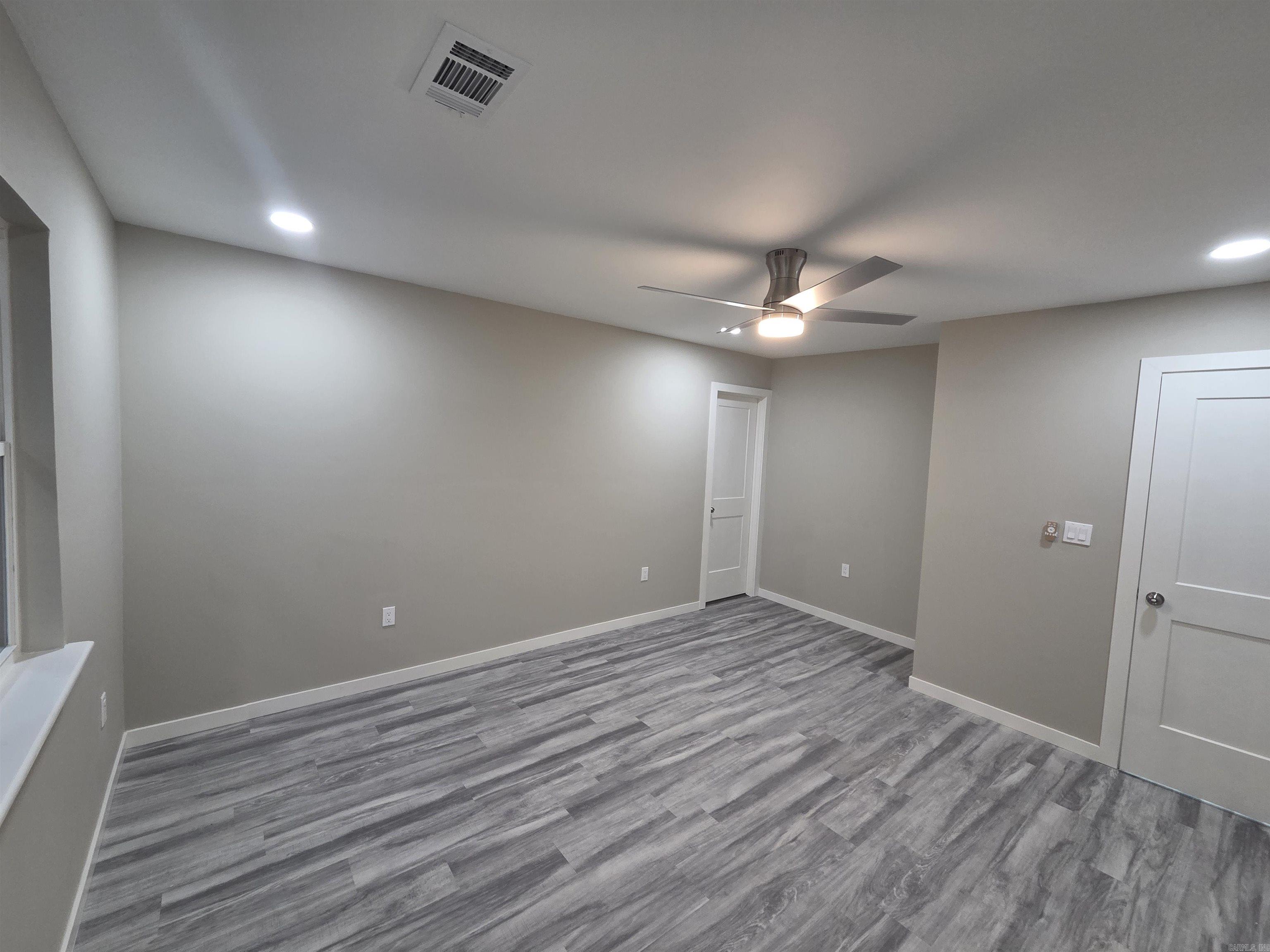 305 Thomas Circle  Lonoke, AR