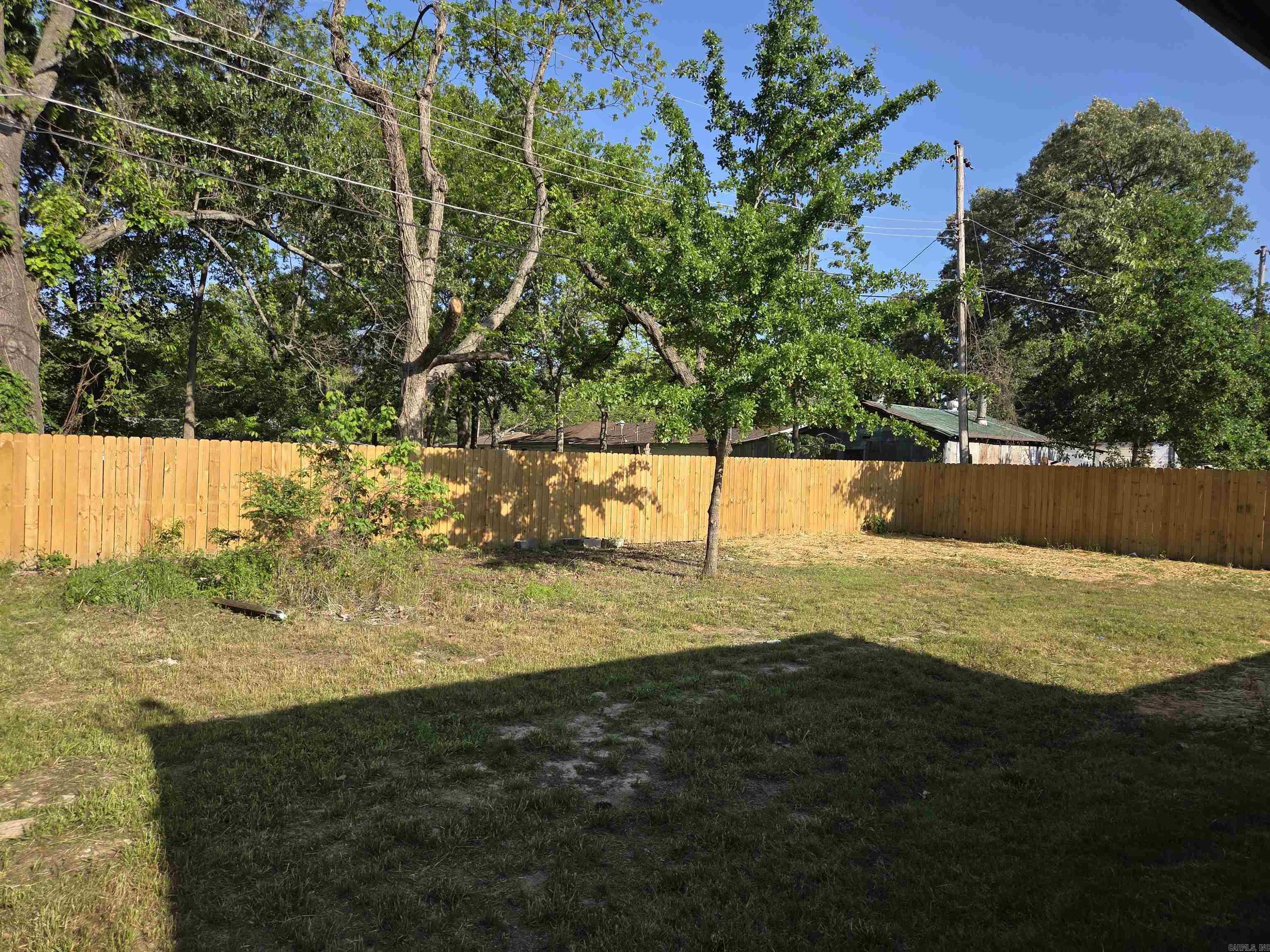 305 Thomas Circle  Lonoke, AR