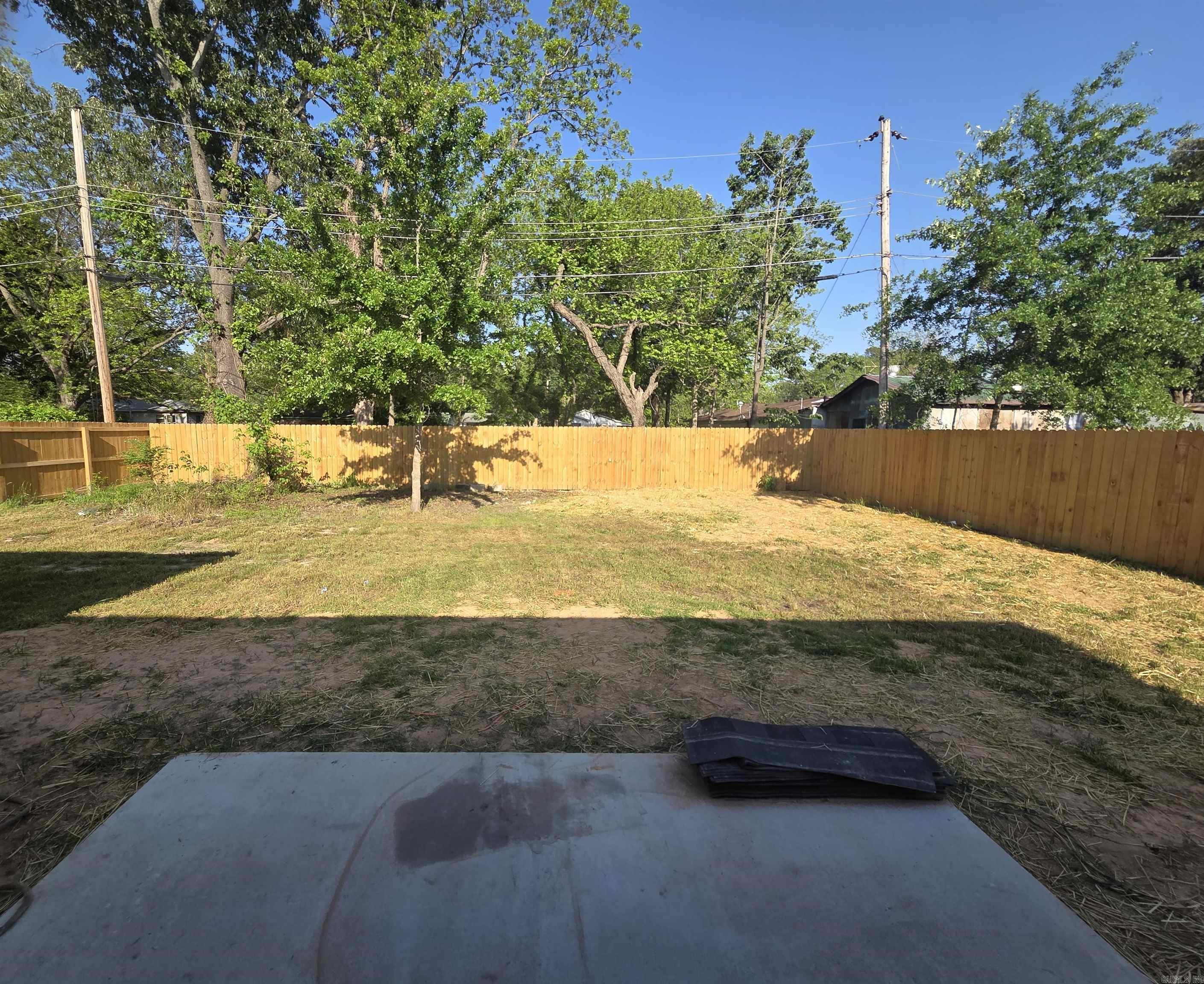 305 Thomas Circle  Lonoke, AR