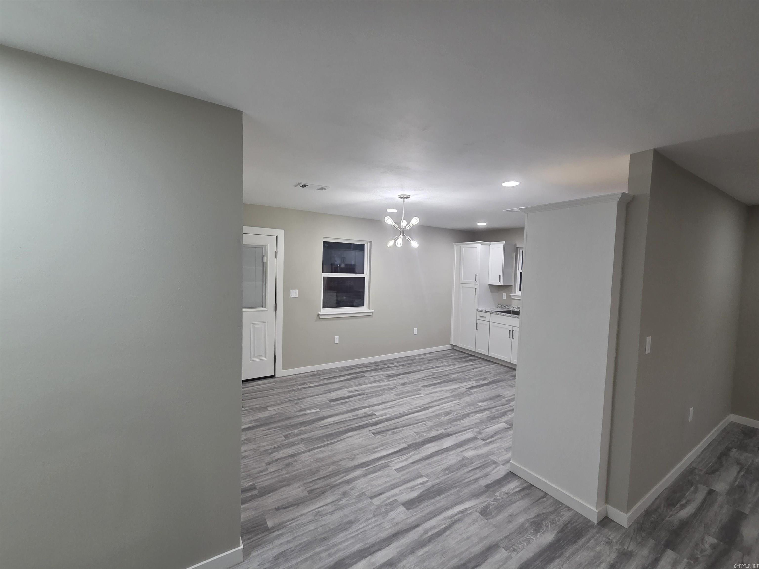 305 Thomas Circle  Lonoke, AR