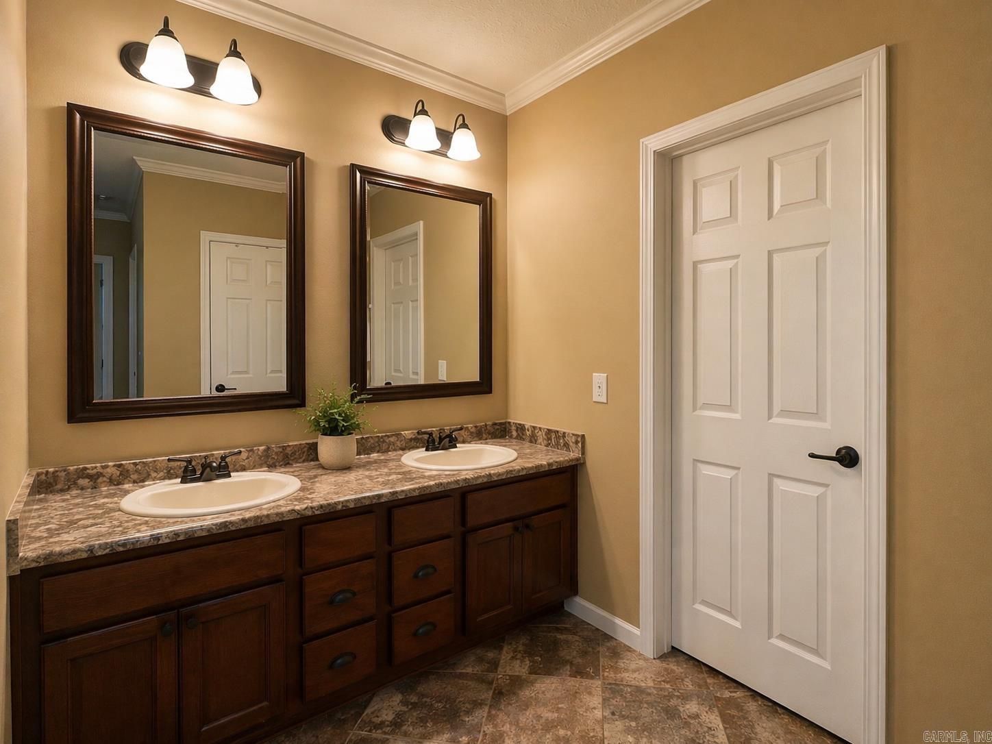 134 Ouachita 594  Camden, AR