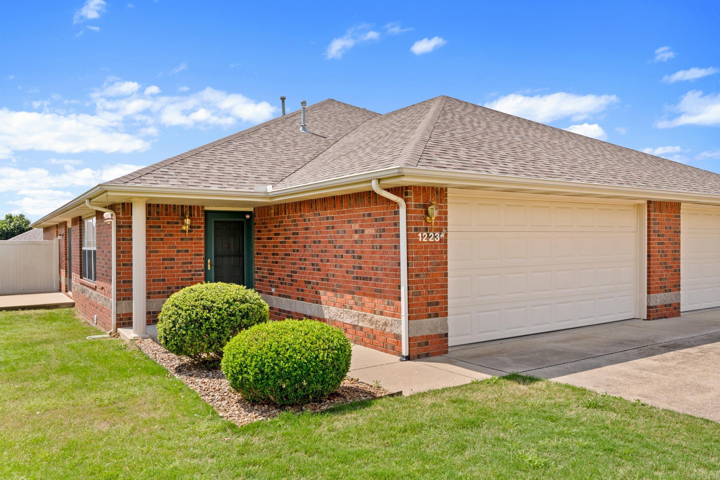 1223 Willowbrook Drive  Mountain Home, AR