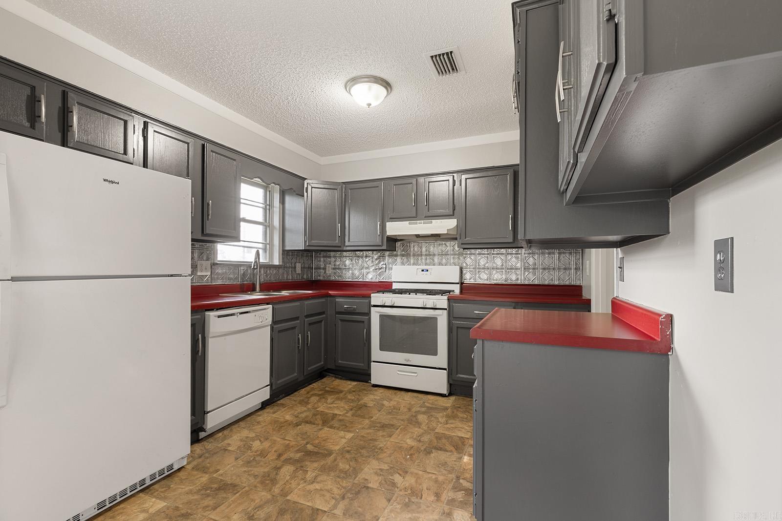 2611 Elkhart  Little Rock, AR