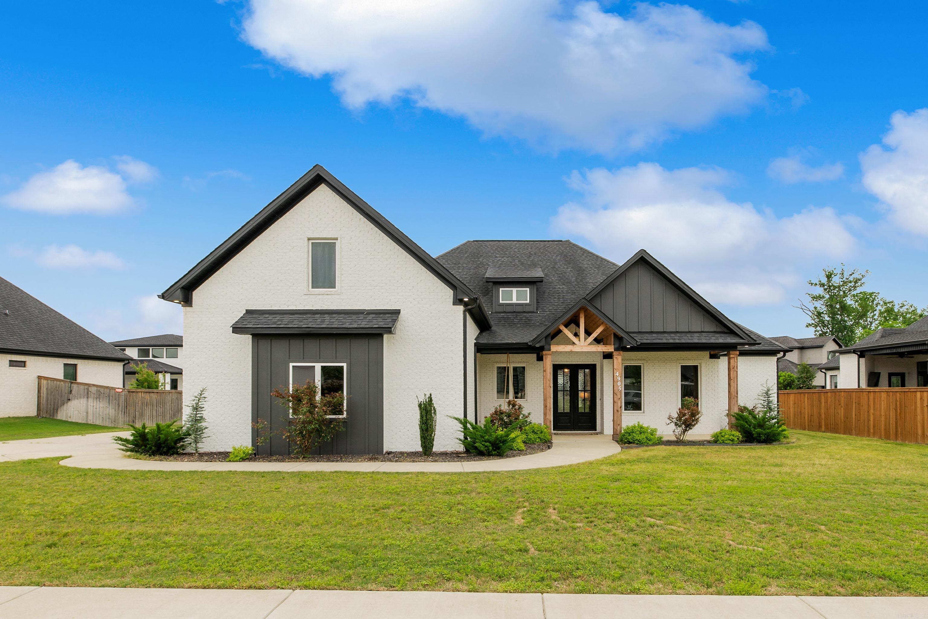 4905 Lake Vista  Benton, AR