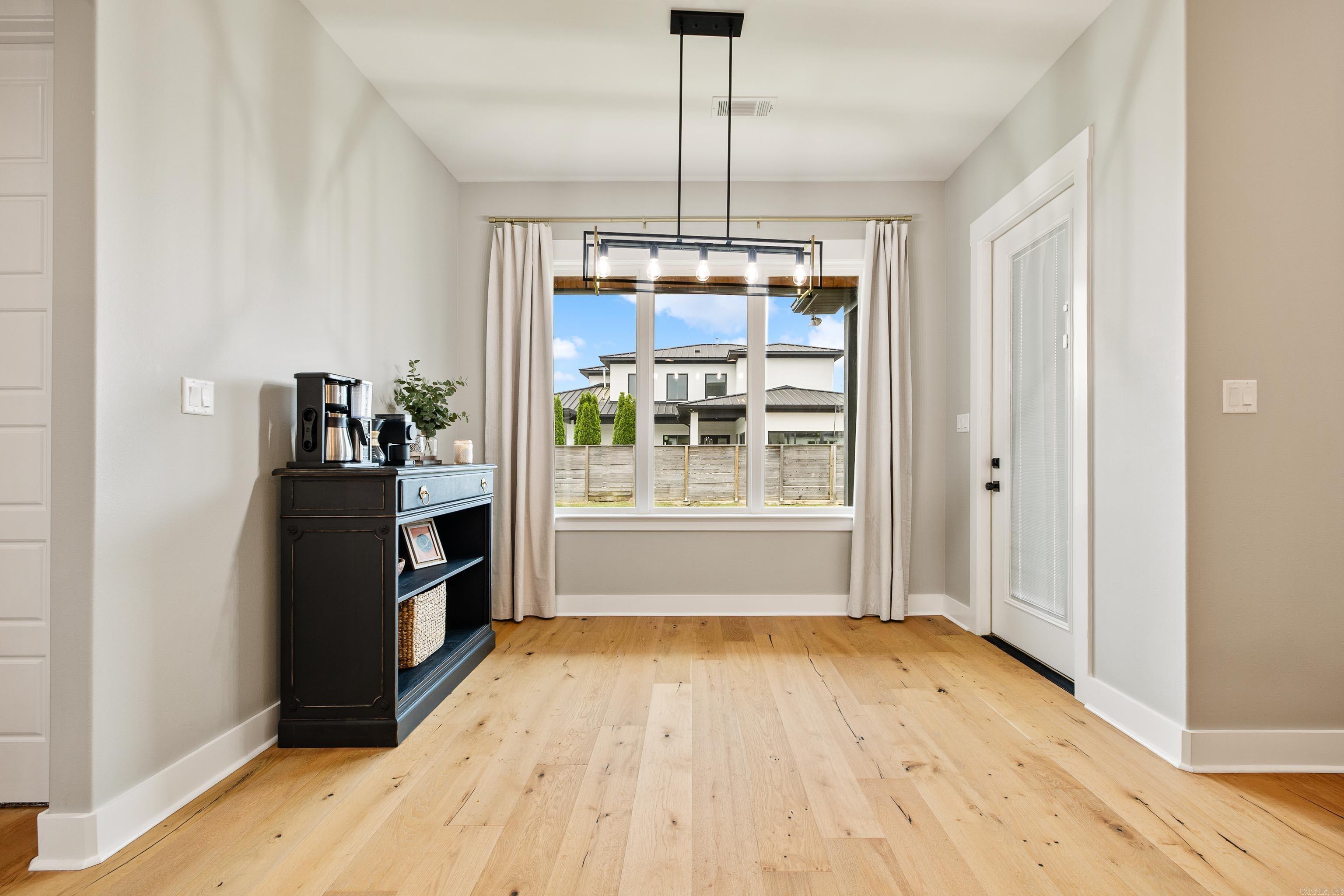 4905 Lake Vista  Benton, AR