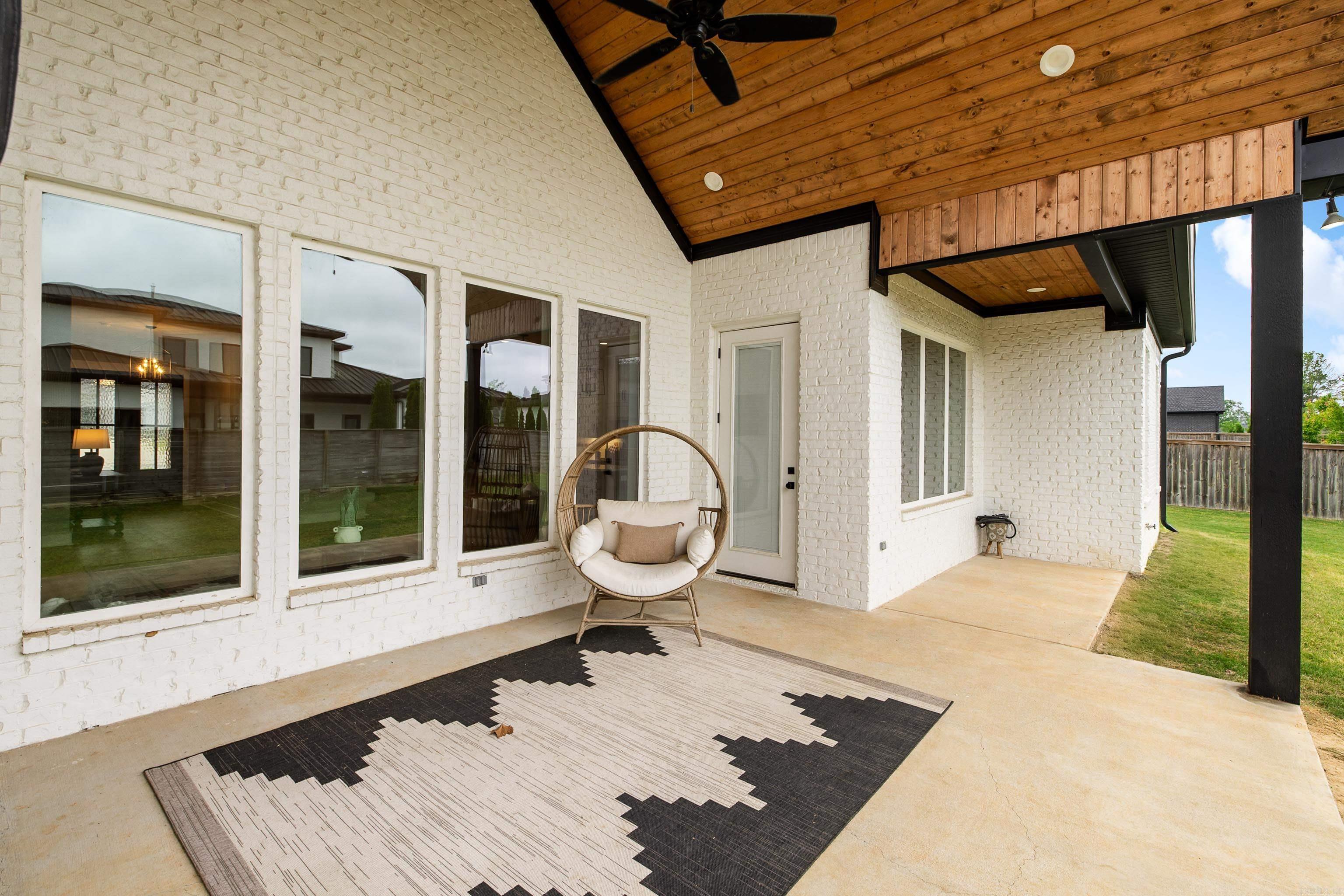 4905 Lake Vista  Benton, AR