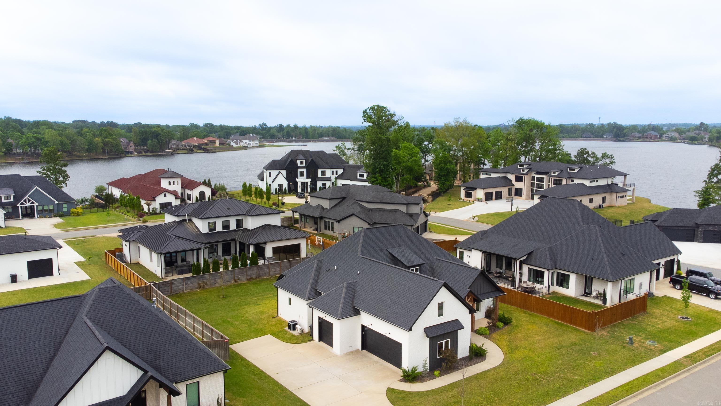 4905 Lake Vista  Benton, AR