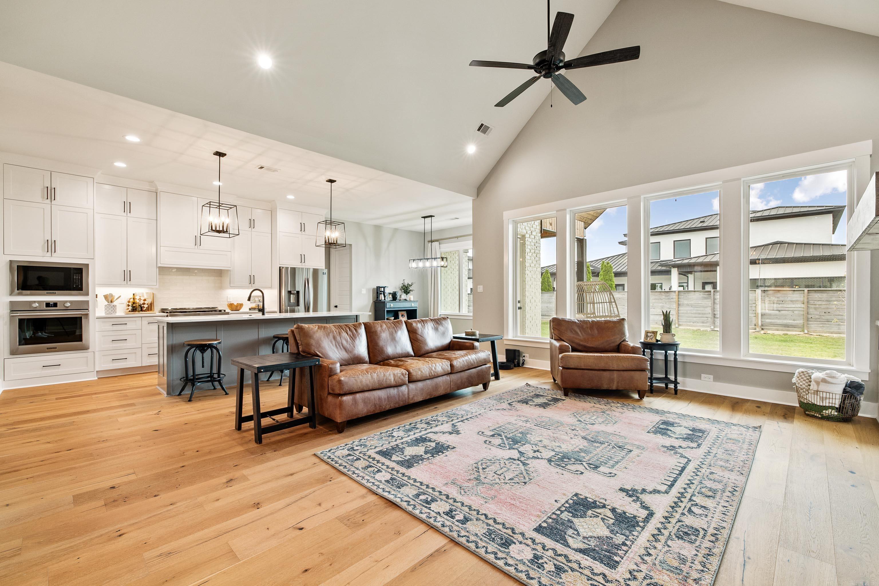 4905 Lake Vista  Benton, AR