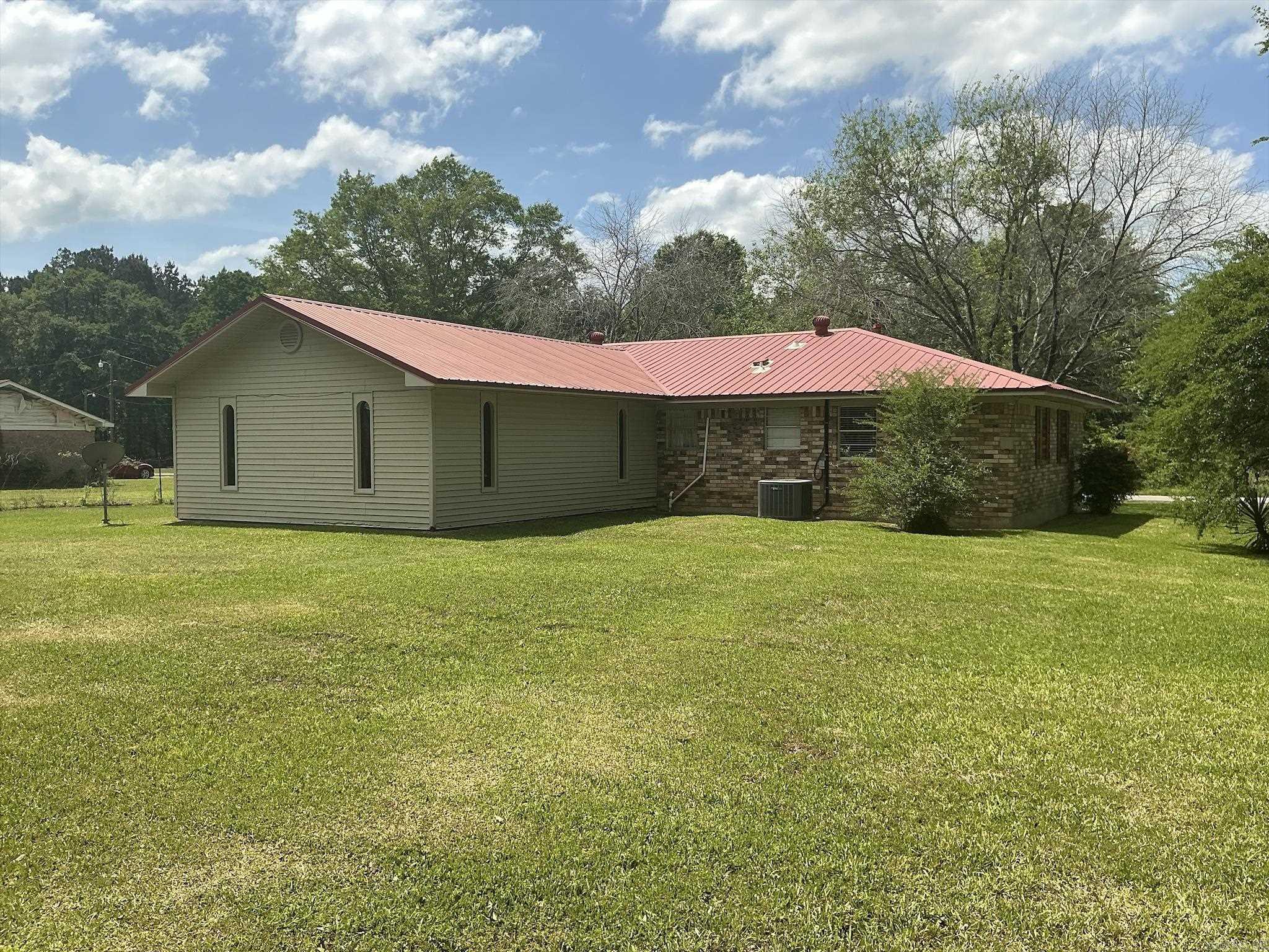 311 Penn Road  Crossett, AR