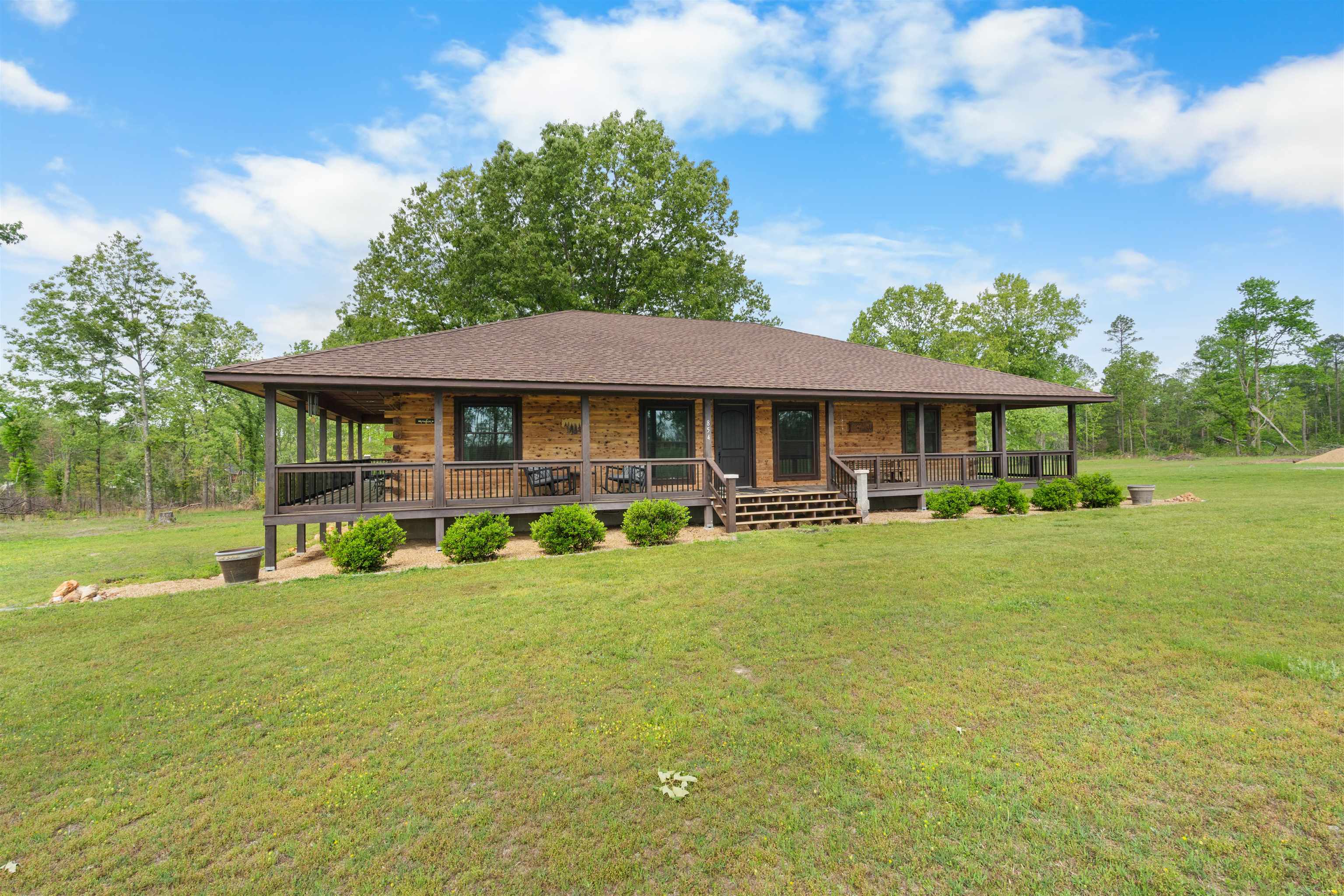 854 Hurricane Creek Rd.  Melbourne, AR
