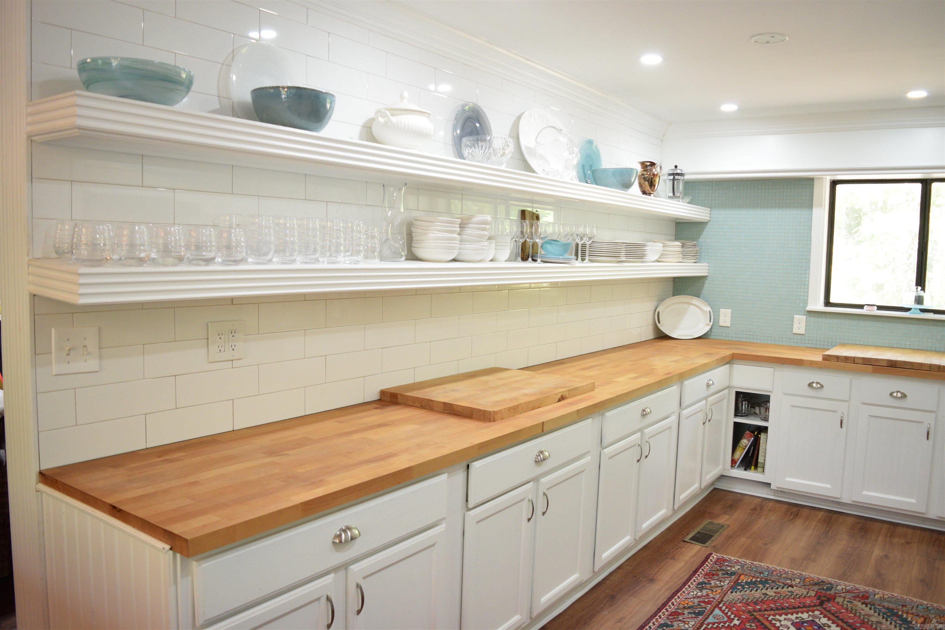 554 Emerald Cove  Shirley, AR